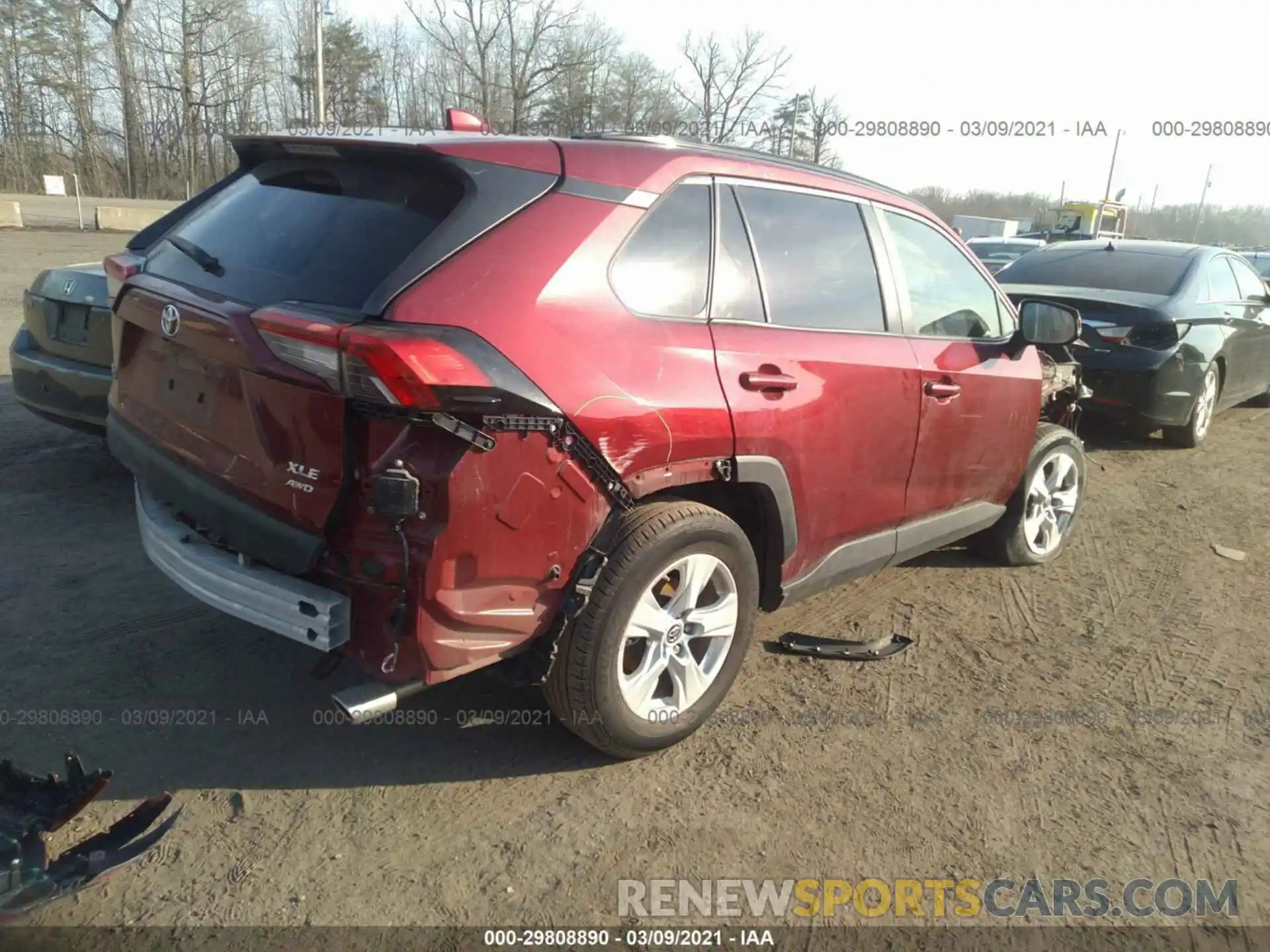 4 Photograph of a damaged car JTMP1RFV6KD031820 TOYOTA RAV4 2019