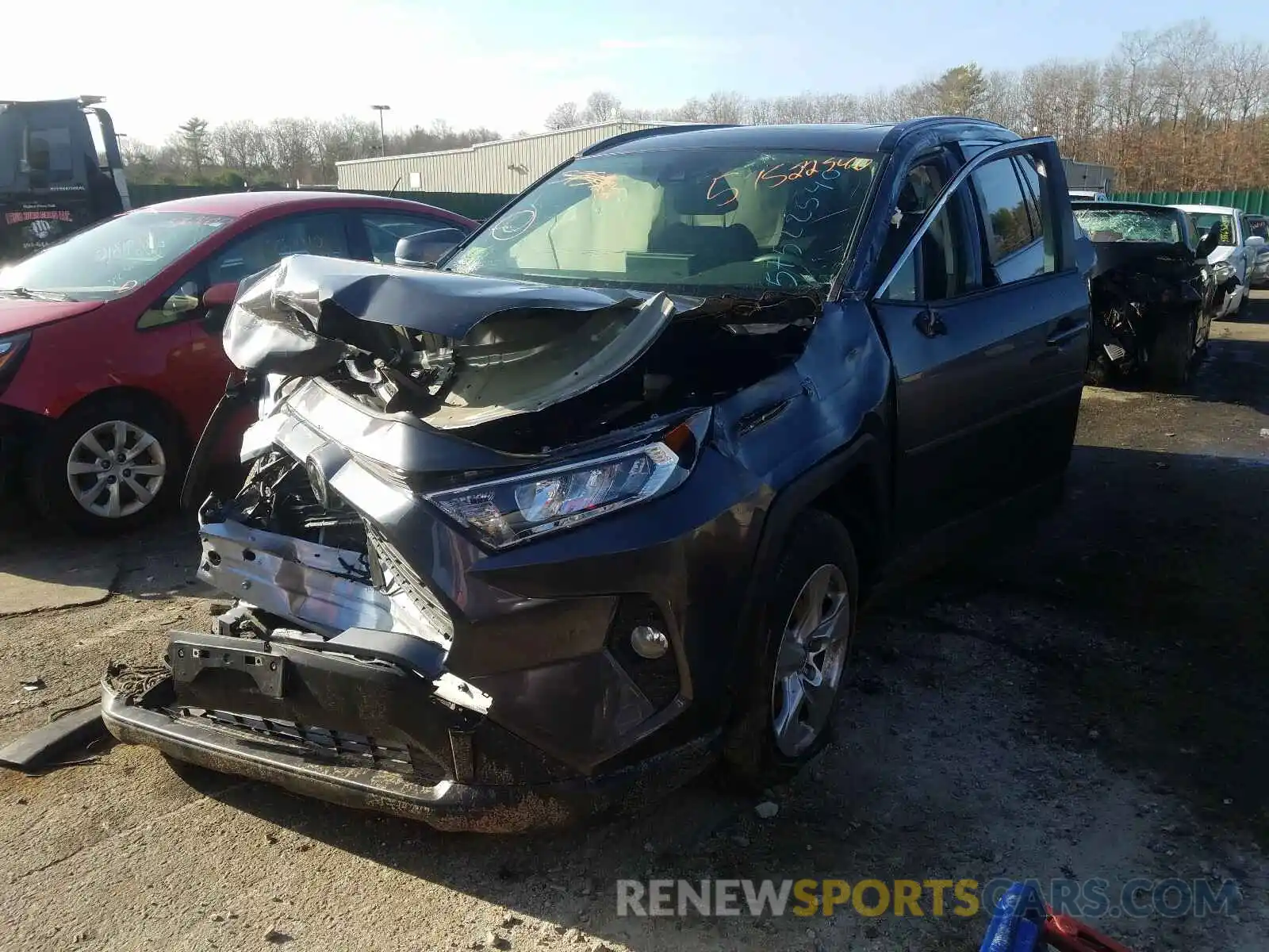 2 Photograph of a damaged car JTMP1RFV6KD032045 TOYOTA RAV4 2019