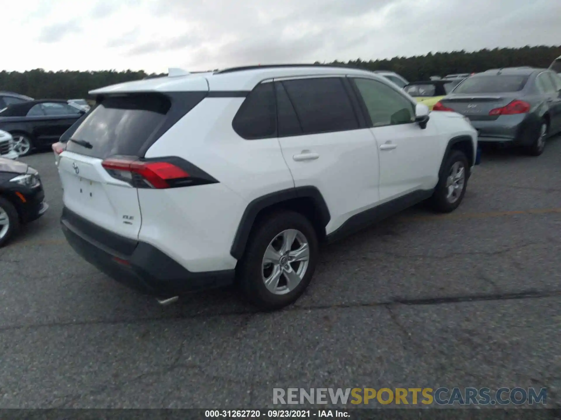 4 Photograph of a damaged car JTMP1RFV6KD036354 TOYOTA RAV4 2019