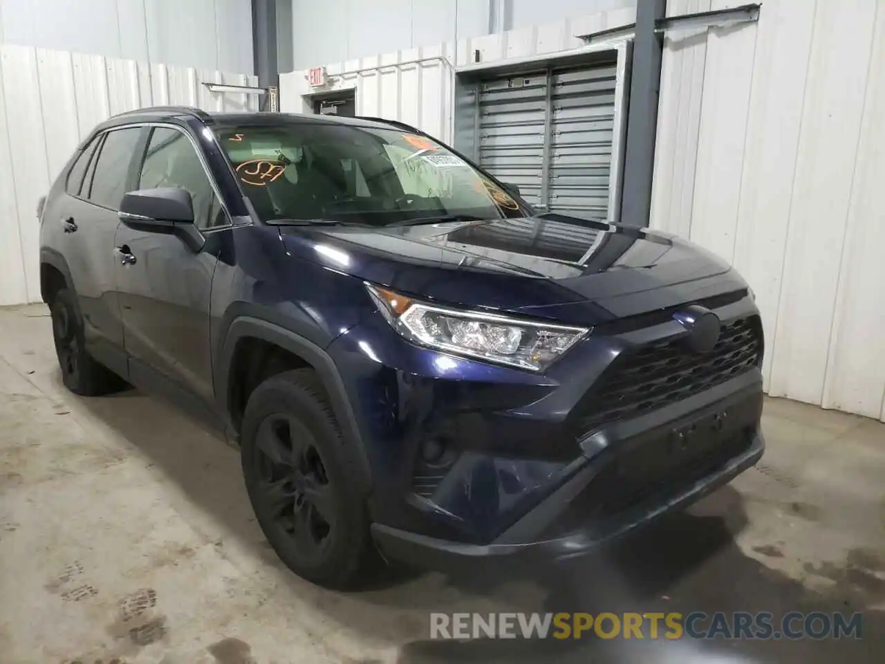 1 Photograph of a damaged car JTMP1RFV6KD037679 TOYOTA RAV4 2019