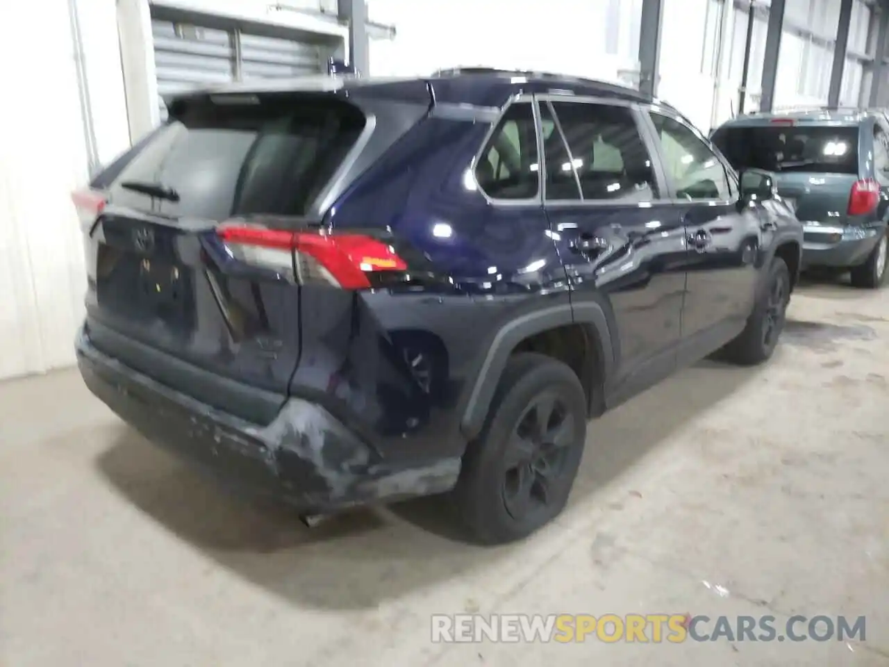 4 Photograph of a damaged car JTMP1RFV6KD037679 TOYOTA RAV4 2019