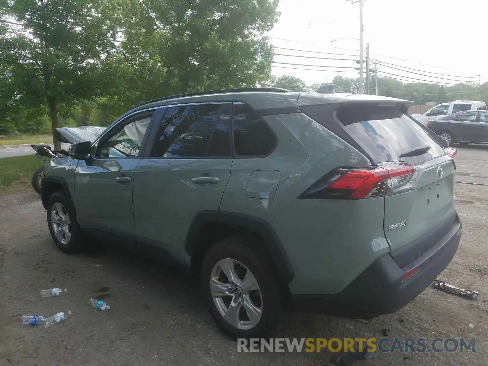 3 Photograph of a damaged car JTMP1RFV6KD045670 TOYOTA RAV4 2019