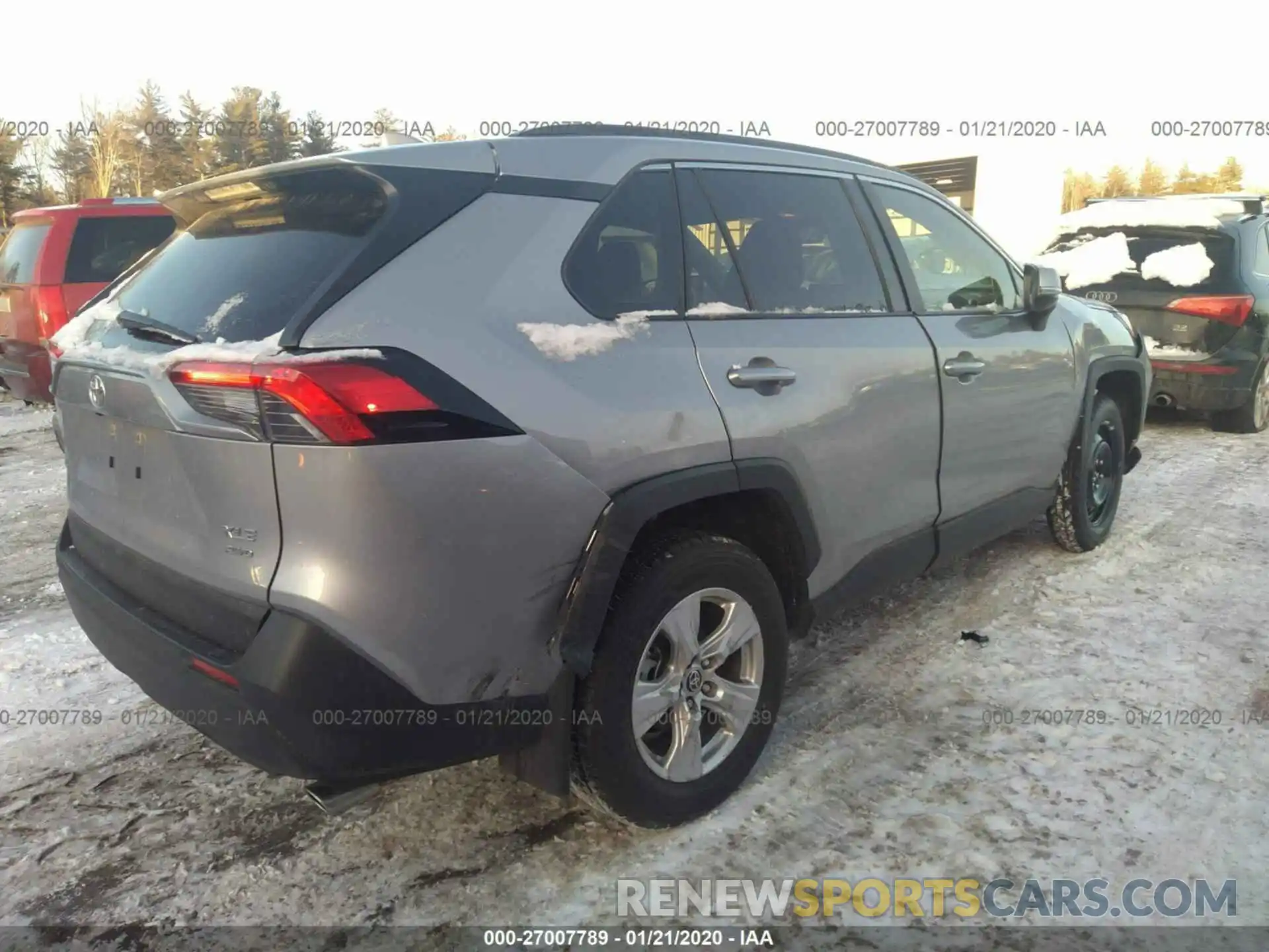 4 Photograph of a damaged car JTMP1RFV6KD046835 TOYOTA RAV4 2019