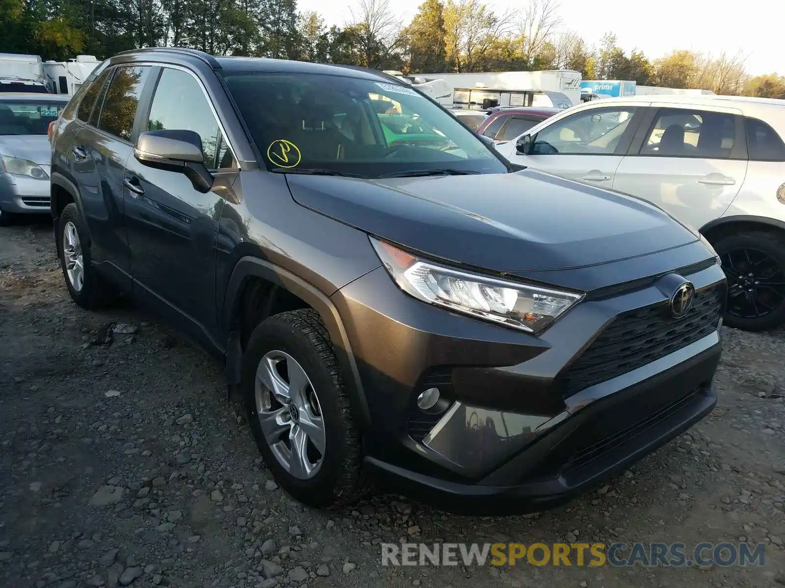 1 Photograph of a damaged car JTMP1RFV6KD047645 TOYOTA RAV4 2019