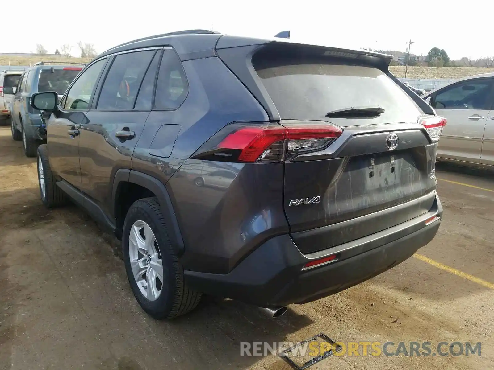 3 Photograph of a damaged car JTMP1RFV6KD506527 TOYOTA RAV4 2019