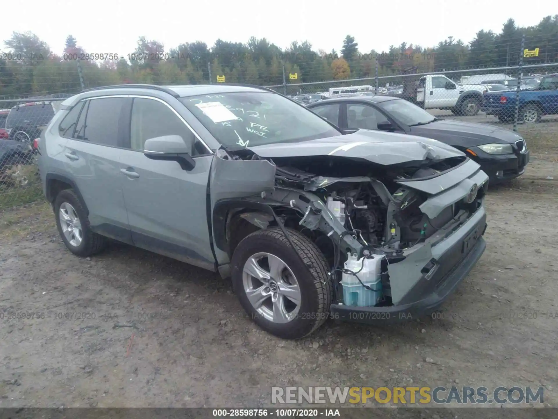 1 Photograph of a damaged car JTMP1RFV6KD507967 TOYOTA RAV4 2019