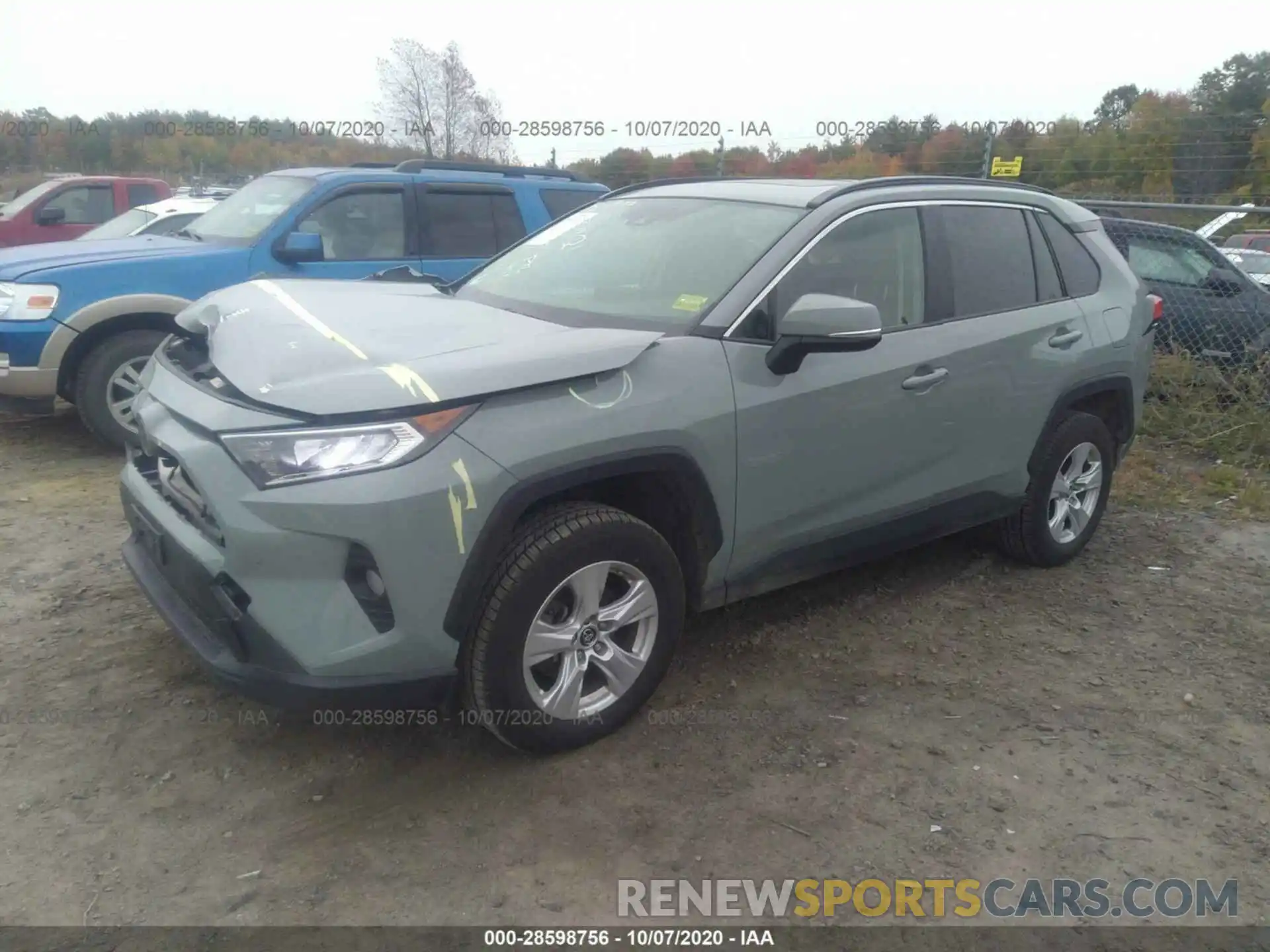 2 Photograph of a damaged car JTMP1RFV6KD507967 TOYOTA RAV4 2019