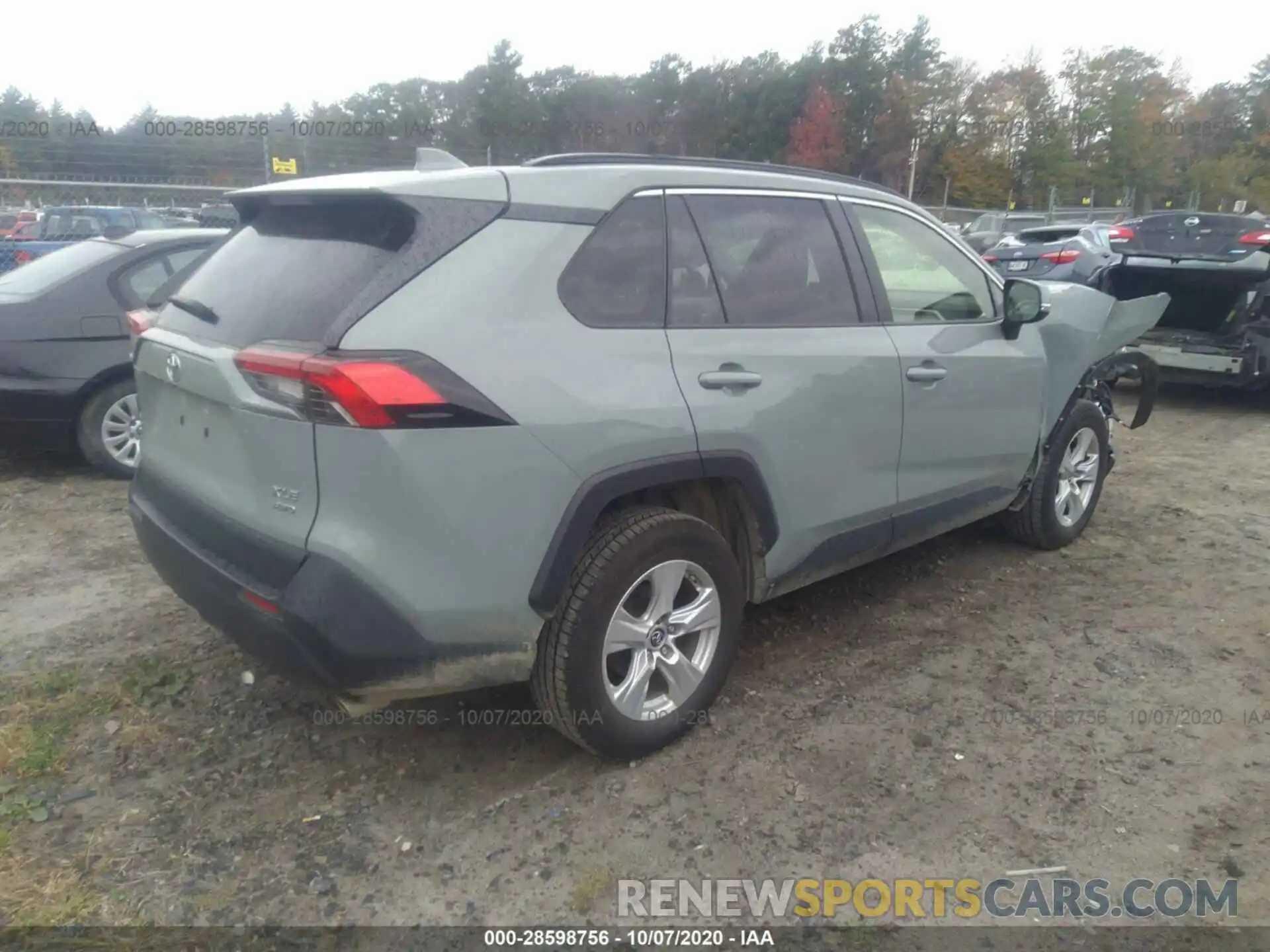 4 Photograph of a damaged car JTMP1RFV6KD507967 TOYOTA RAV4 2019