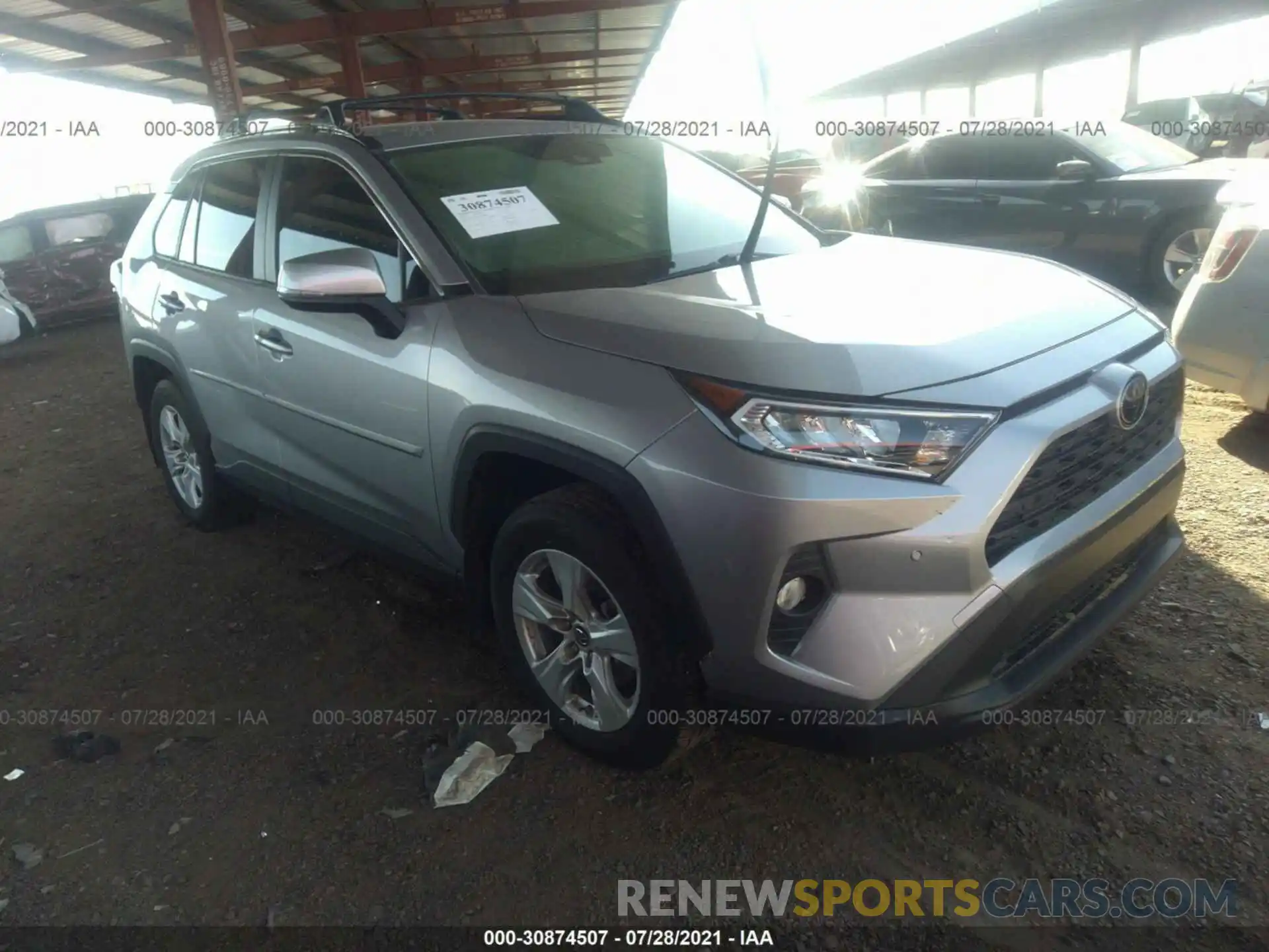 1 Фотография поврежденного автомобиля JTMP1RFV6KD508889 TOYOTA RAV4 2019