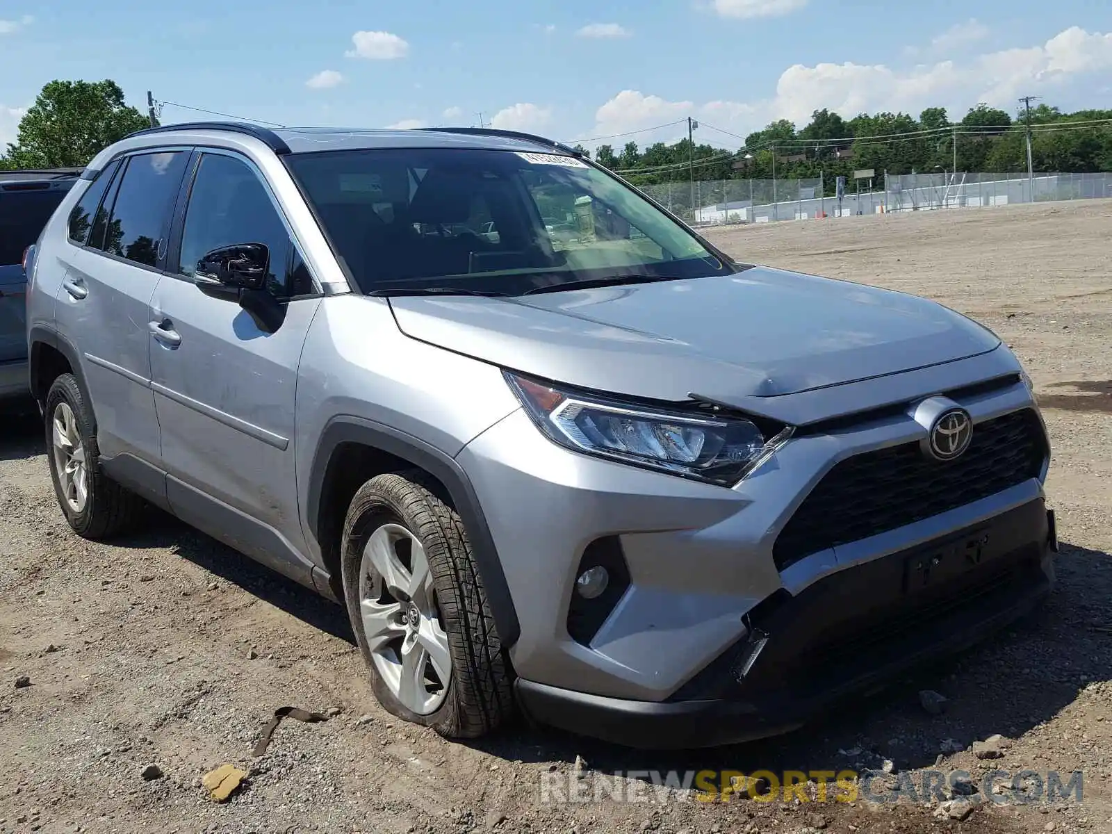 1 Photograph of a damaged car JTMP1RFV6KD516619 TOYOTA RAV4 2019