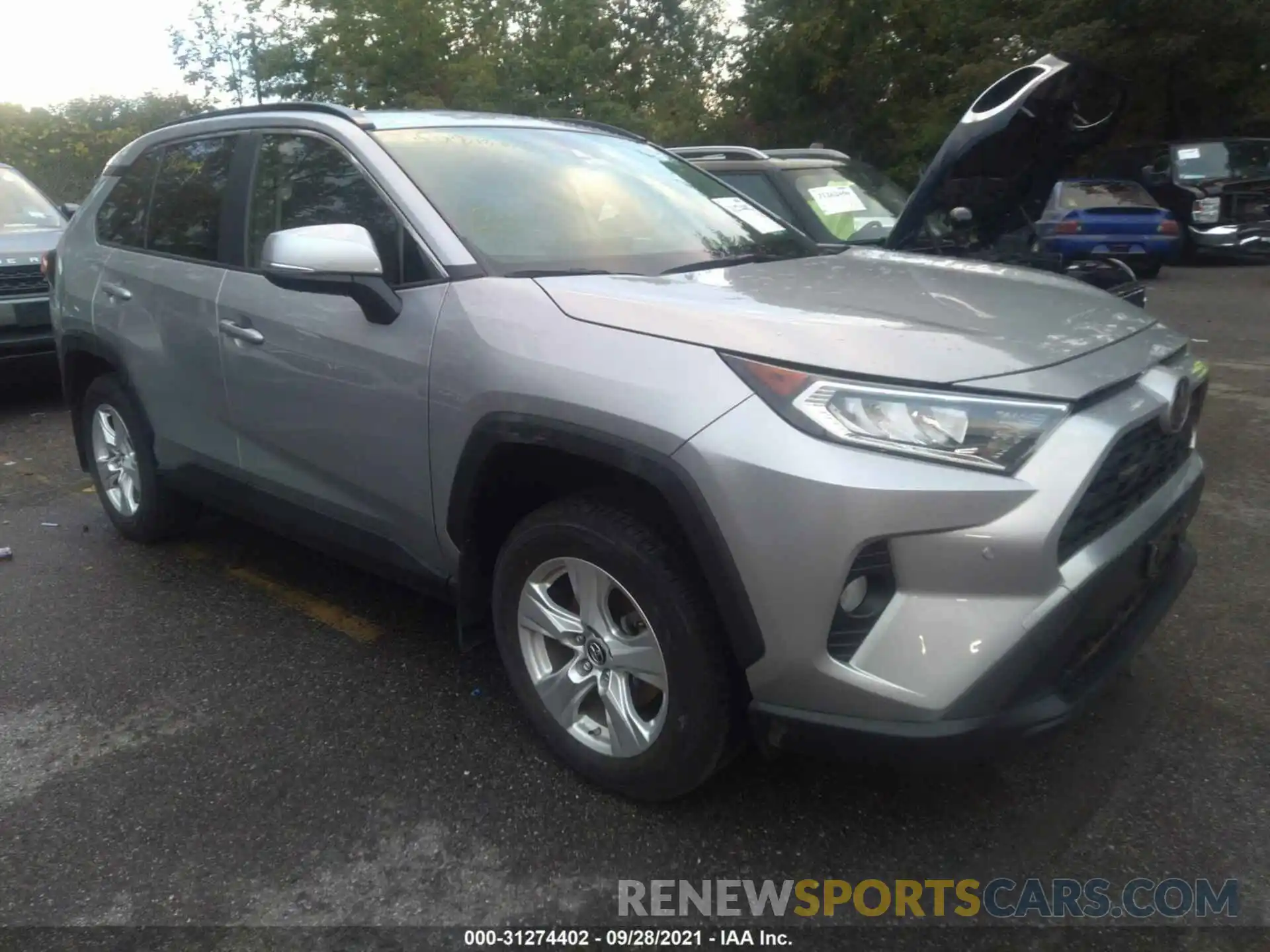 1 Photograph of a damaged car JTMP1RFV6KJ002139 TOYOTA RAV4 2019