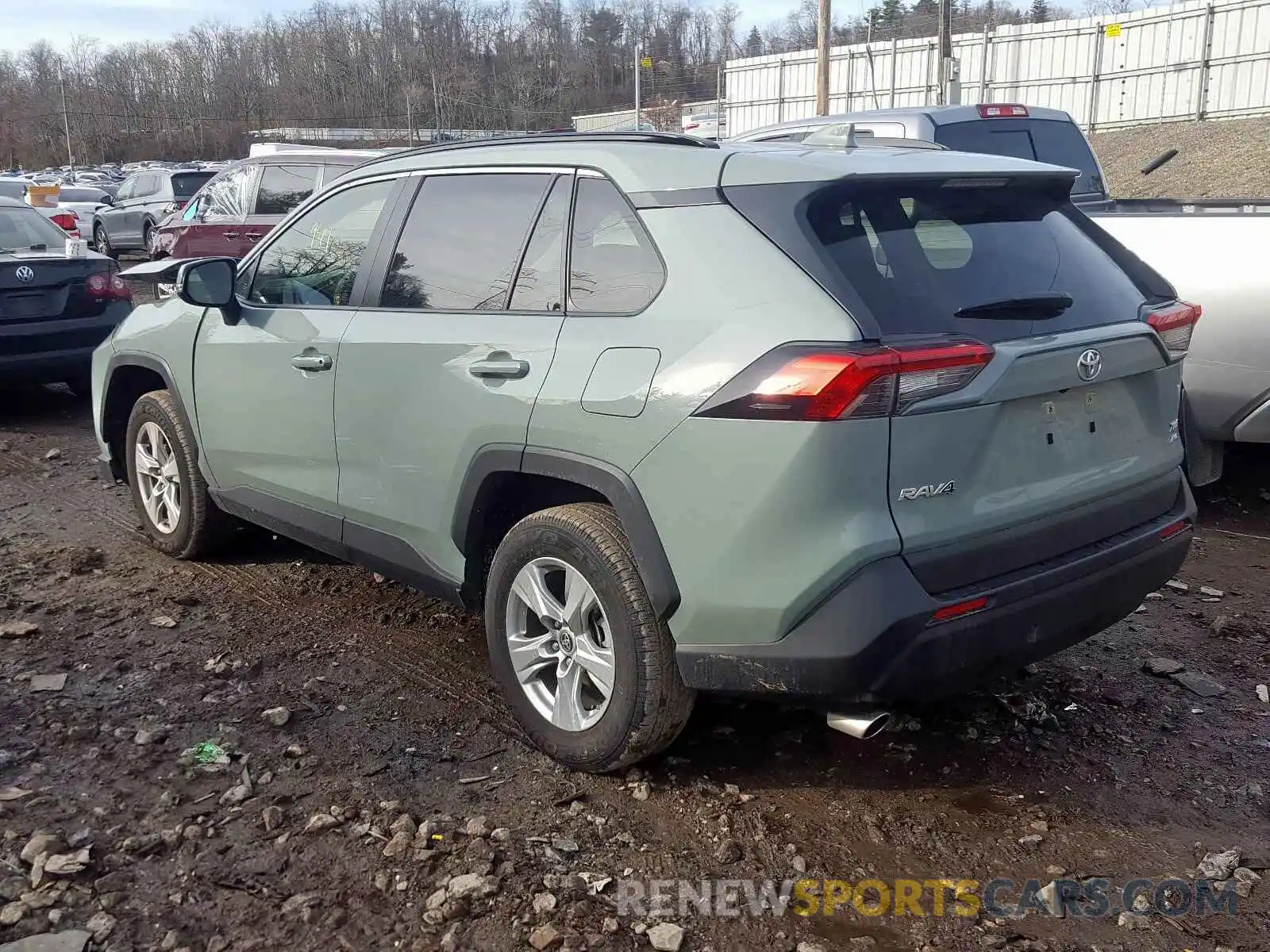 3 Photograph of a damaged car JTMP1RFV6KJ024545 TOYOTA RAV4 2019