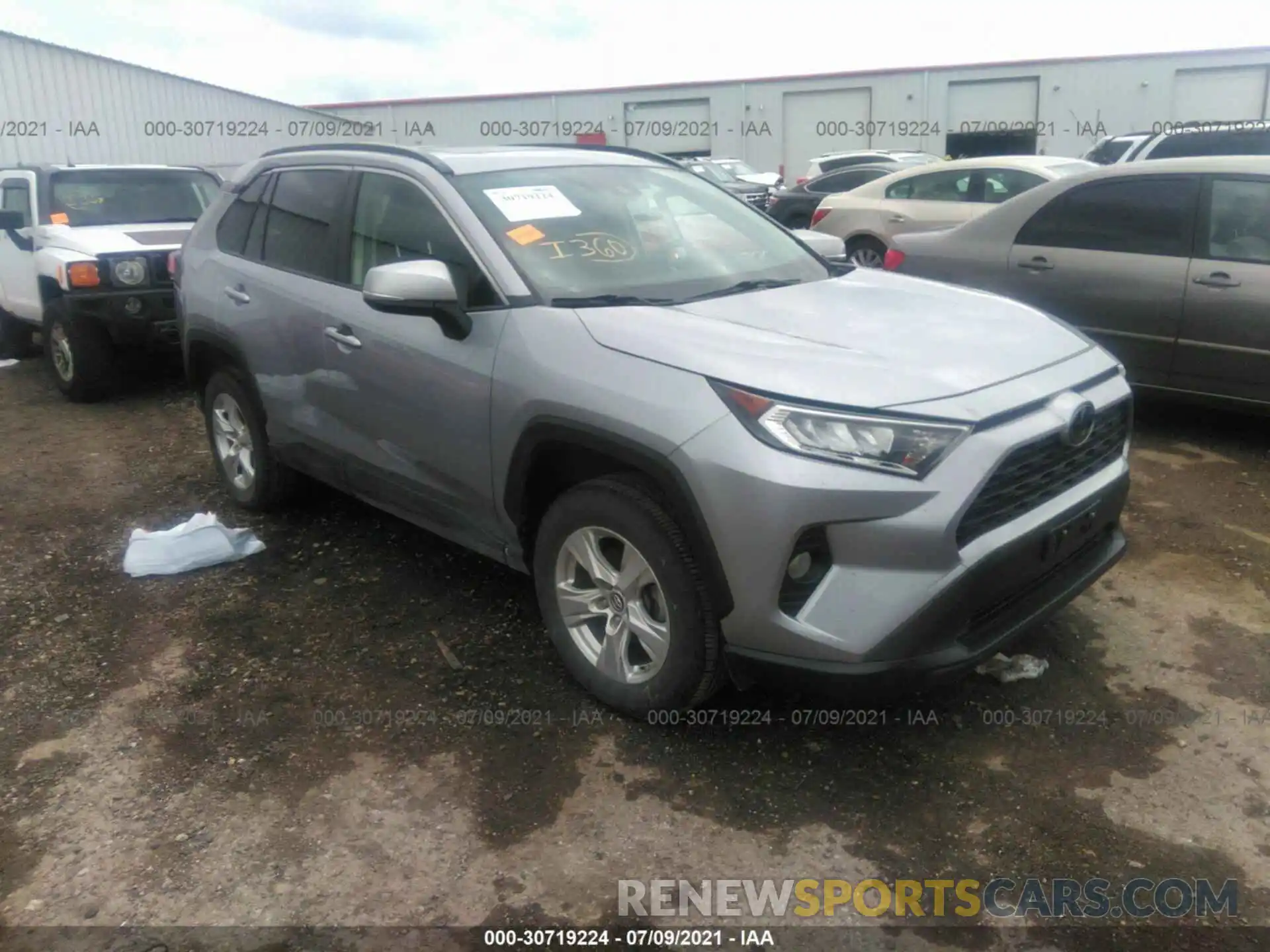 1 Фотография поврежденного автомобиля JTMP1RFV7KD007560 TOYOTA RAV4 2019