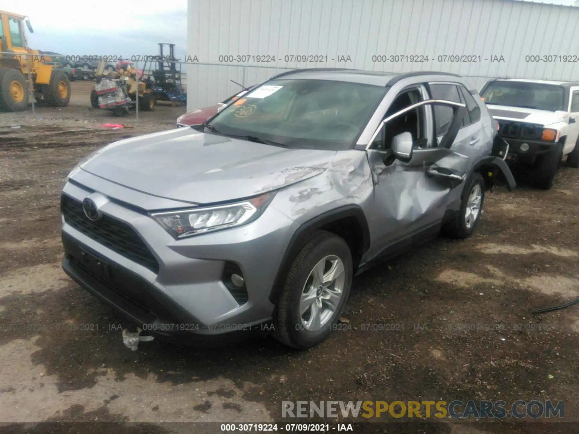 2 Фотография поврежденного автомобиля JTMP1RFV7KD007560 TOYOTA RAV4 2019