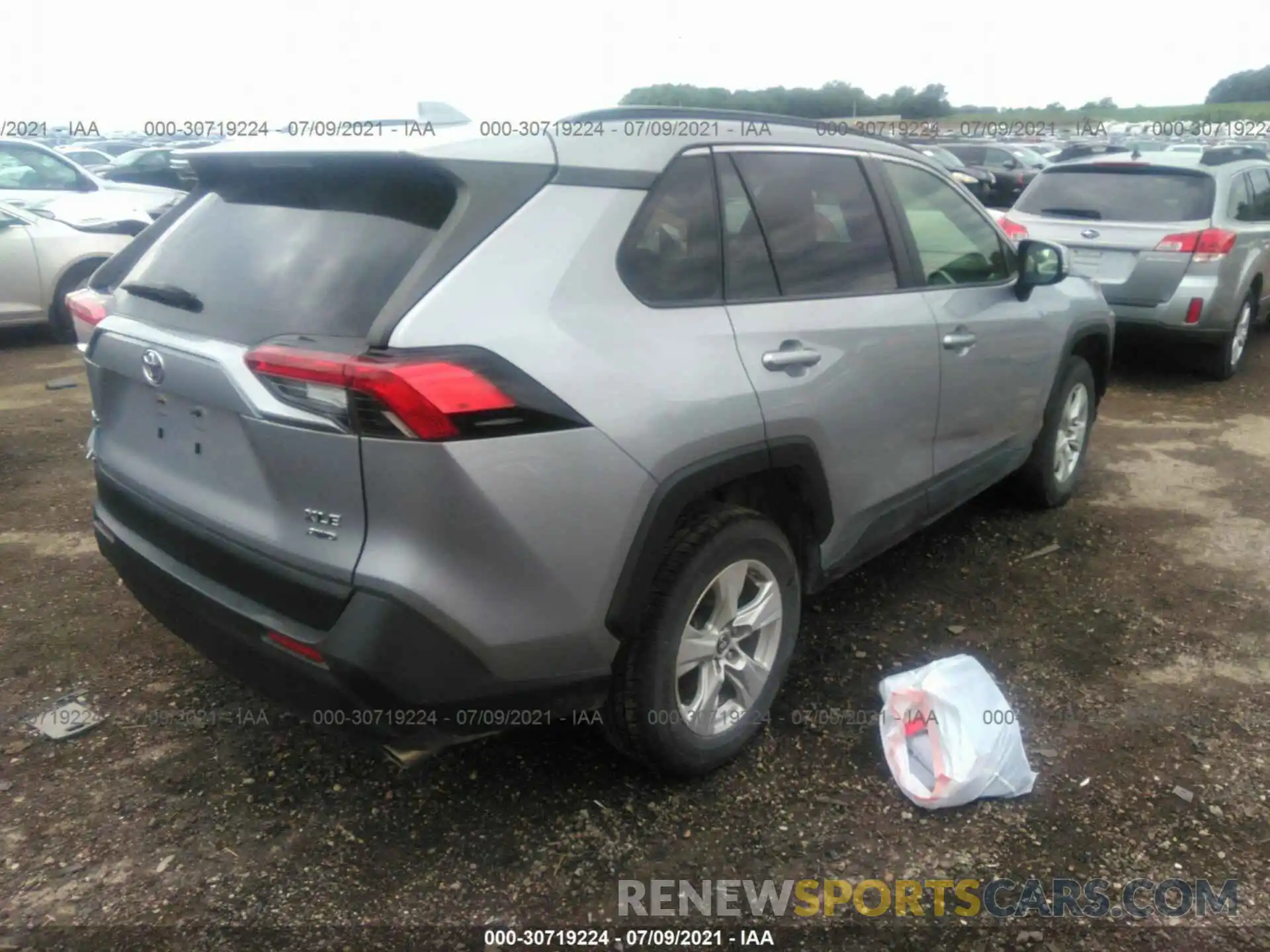 4 Фотография поврежденного автомобиля JTMP1RFV7KD007560 TOYOTA RAV4 2019