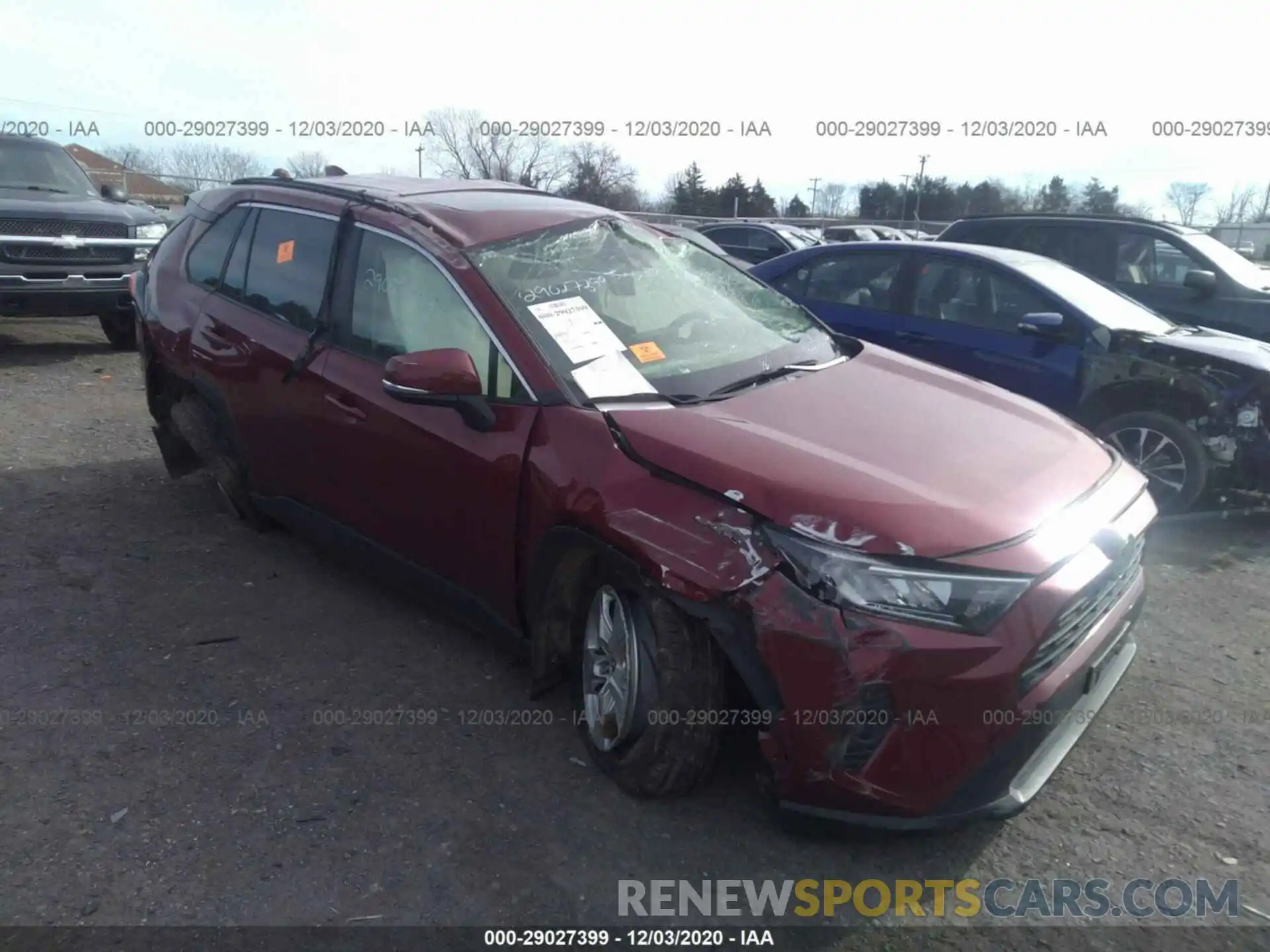 1 Photograph of a damaged car JTMP1RFV7KD010054 TOYOTA RAV4 2019