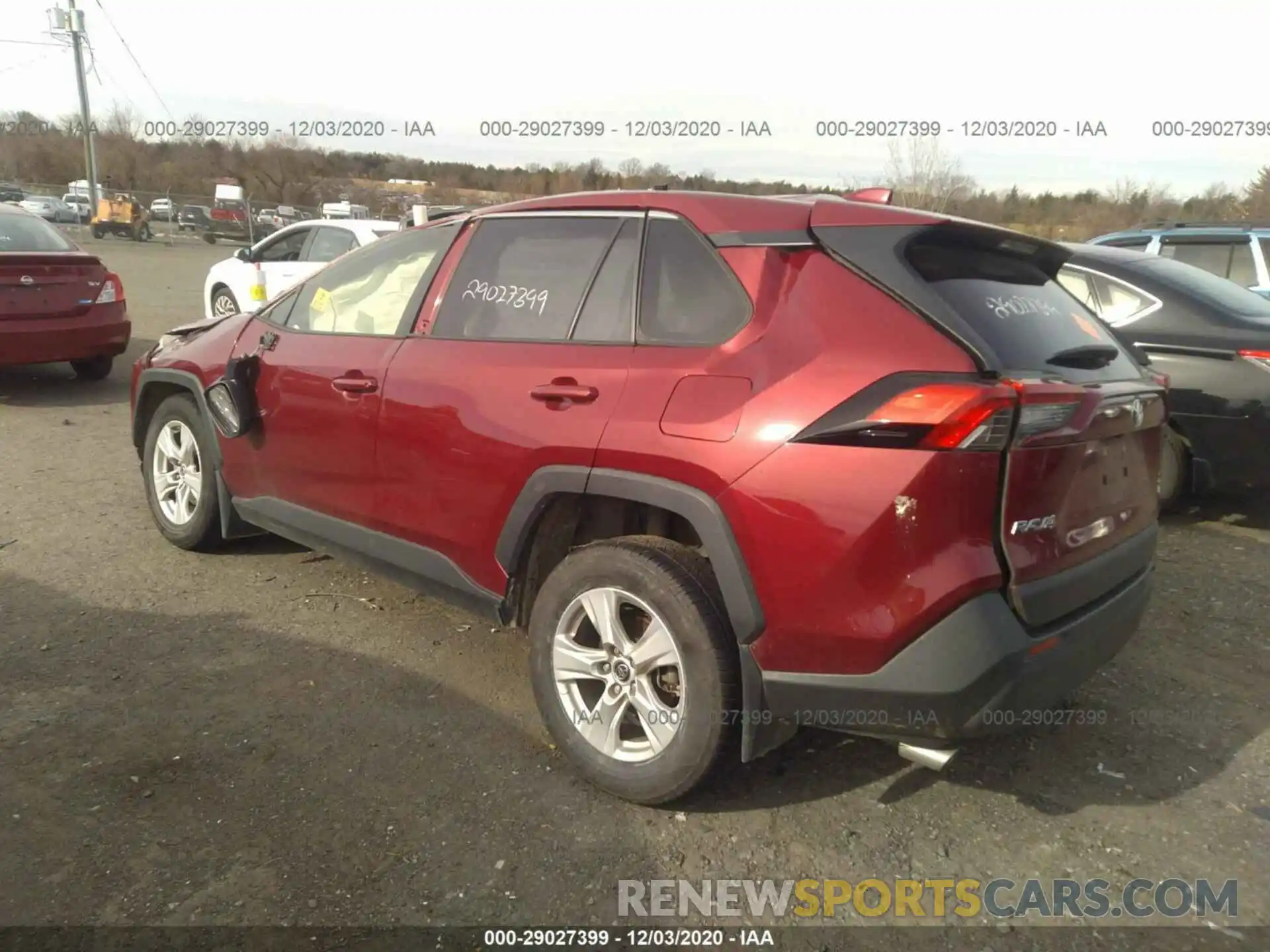 3 Photograph of a damaged car JTMP1RFV7KD010054 TOYOTA RAV4 2019