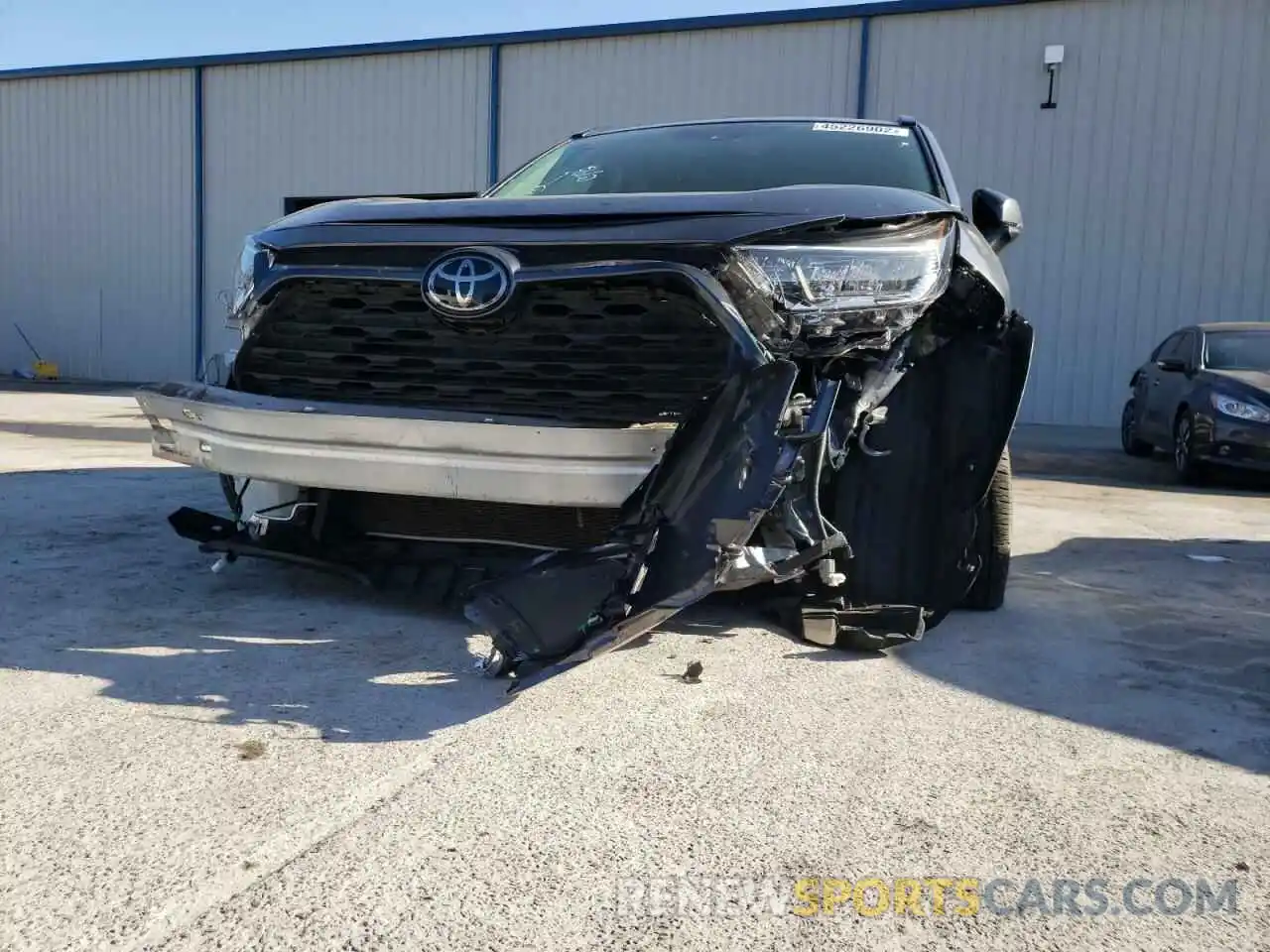 9 Photograph of a damaged car JTMP1RFV7KD015741 TOYOTA RAV4 2019