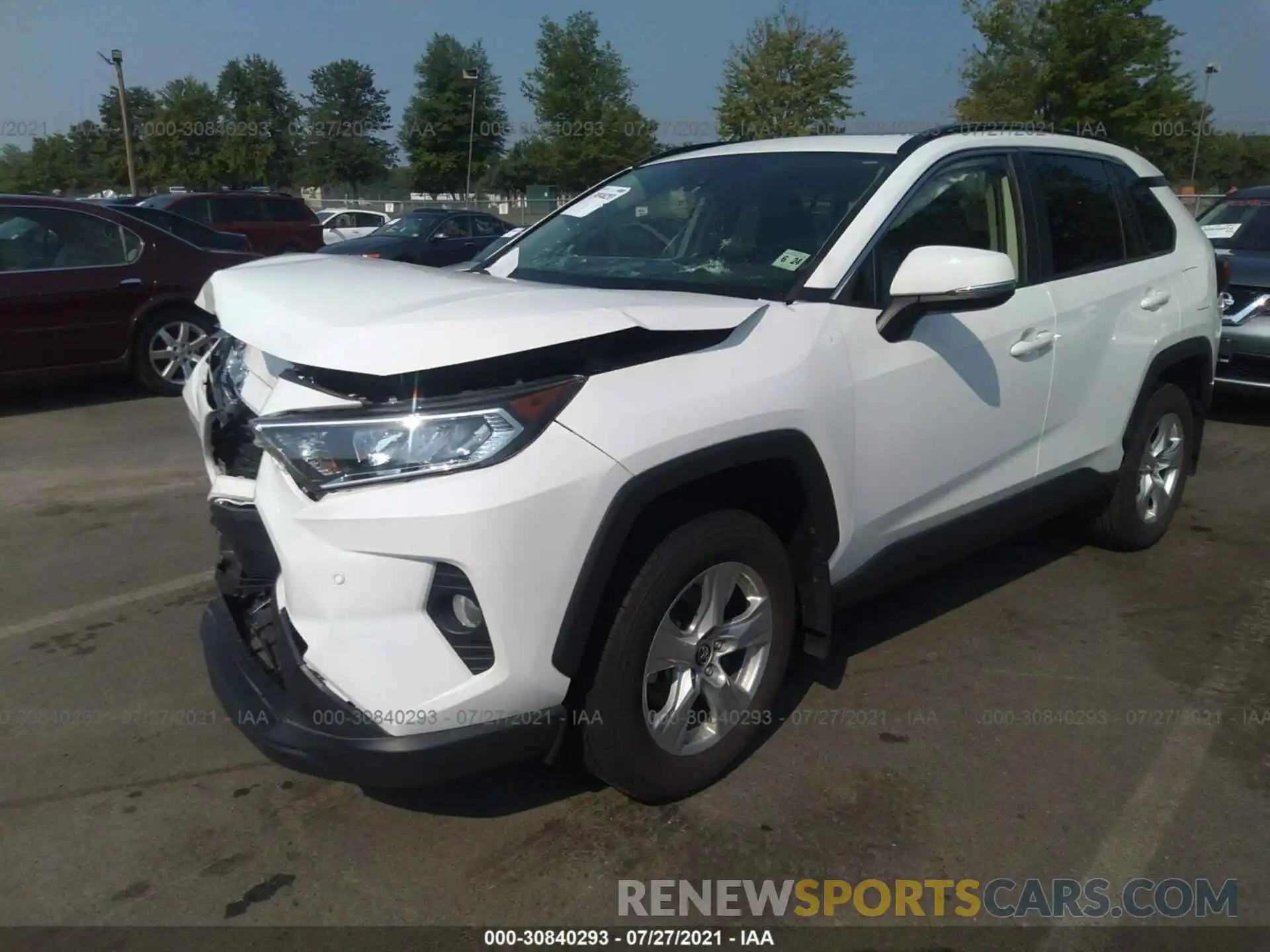 2 Photograph of a damaged car JTMP1RFV7KD017246 TOYOTA RAV4 2019