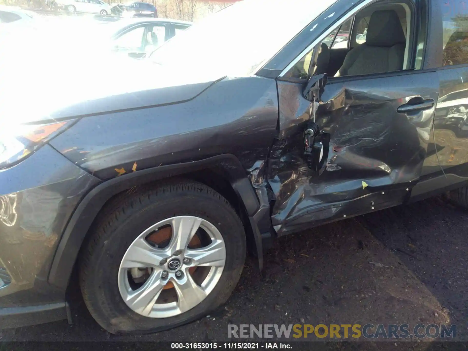 6 Photograph of a damaged car JTMP1RFV7KD032278 TOYOTA RAV4 2019