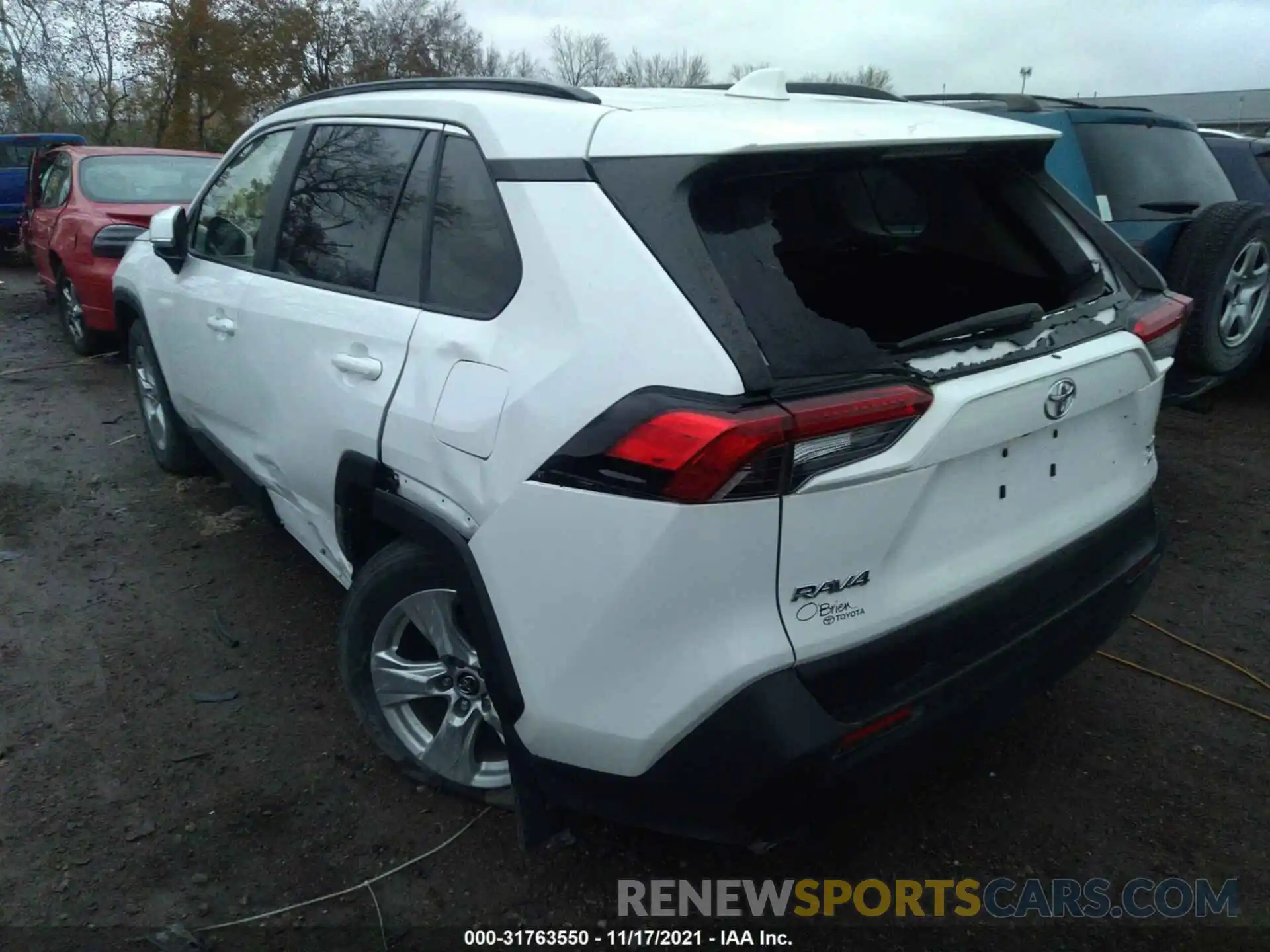 3 Photograph of a damaged car JTMP1RFV7KD036332 TOYOTA RAV4 2019