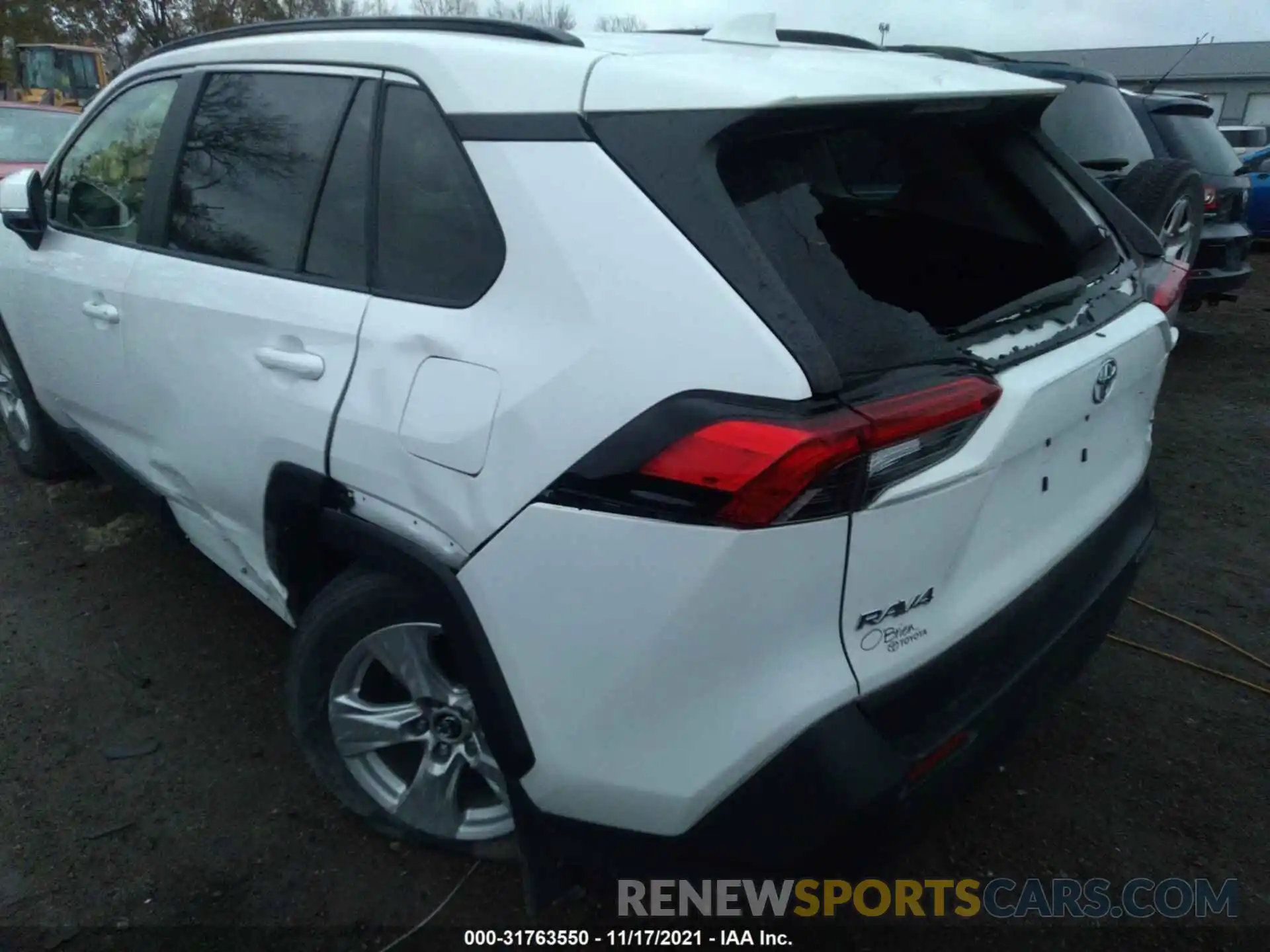 6 Photograph of a damaged car JTMP1RFV7KD036332 TOYOTA RAV4 2019