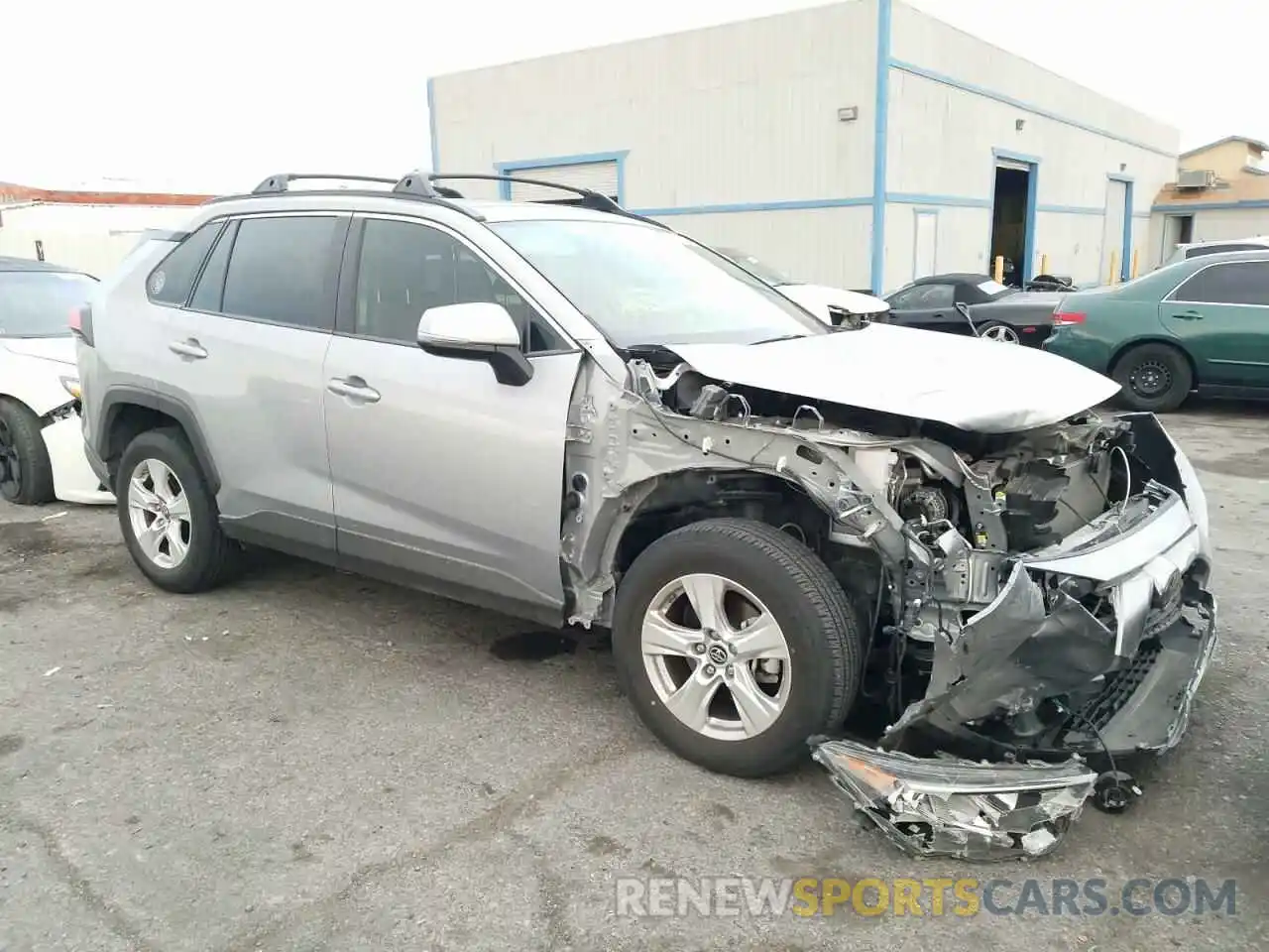 1 Photograph of a damaged car JTMP1RFV7KD501921 TOYOTA RAV4 2019