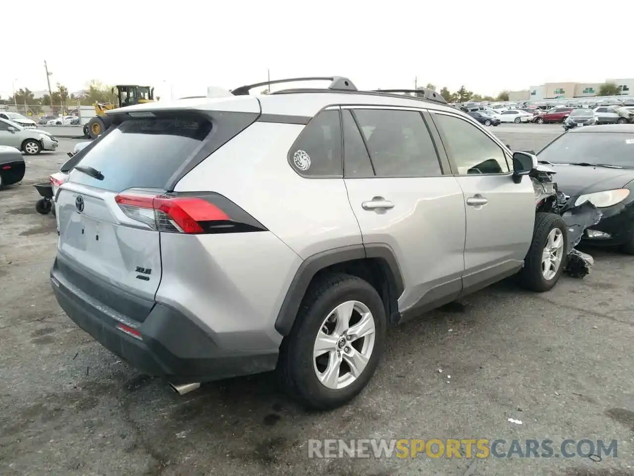 4 Photograph of a damaged car JTMP1RFV7KD501921 TOYOTA RAV4 2019