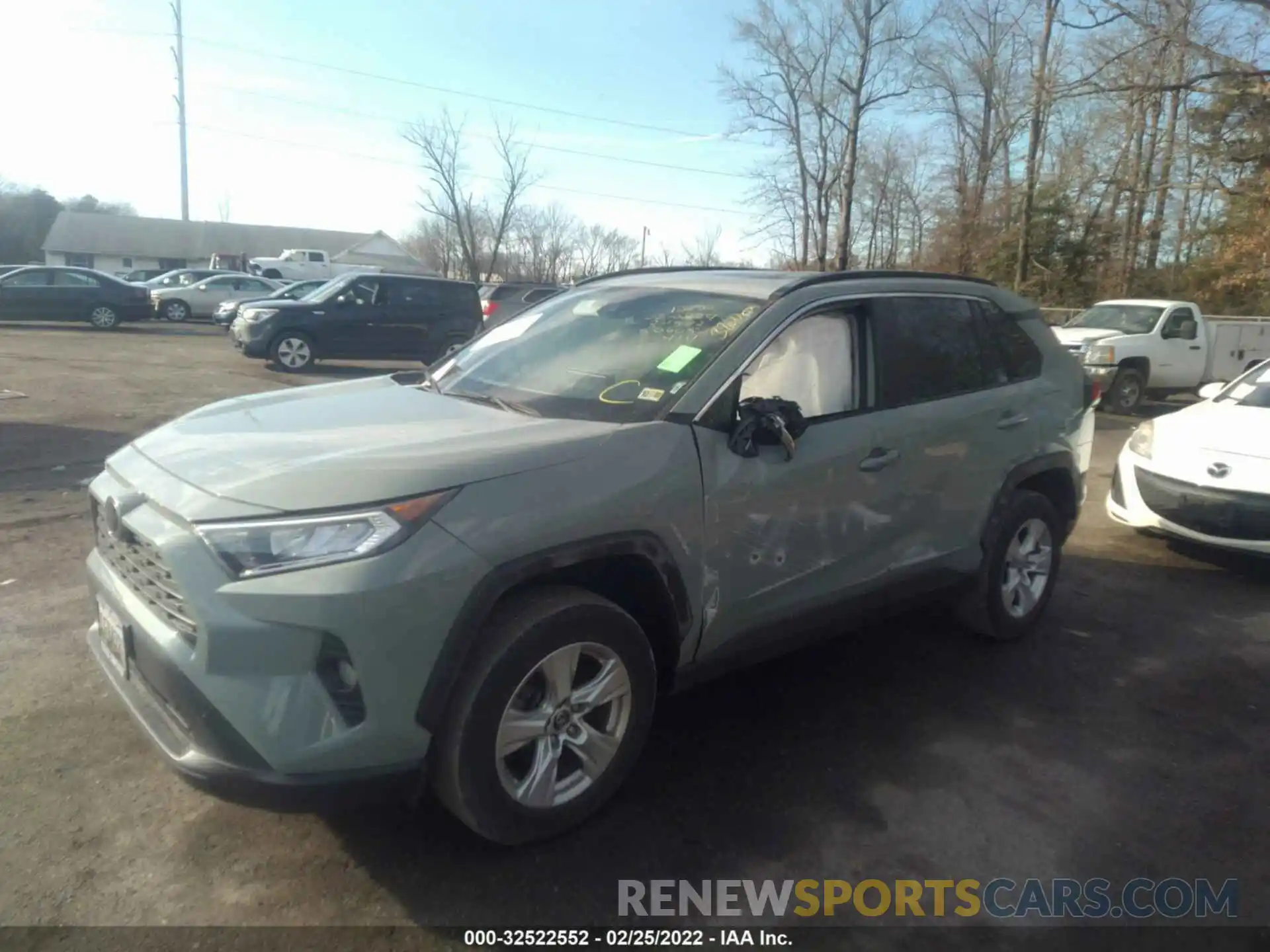 2 Photograph of a damaged car JTMP1RFV7KD506052 TOYOTA RAV4 2019