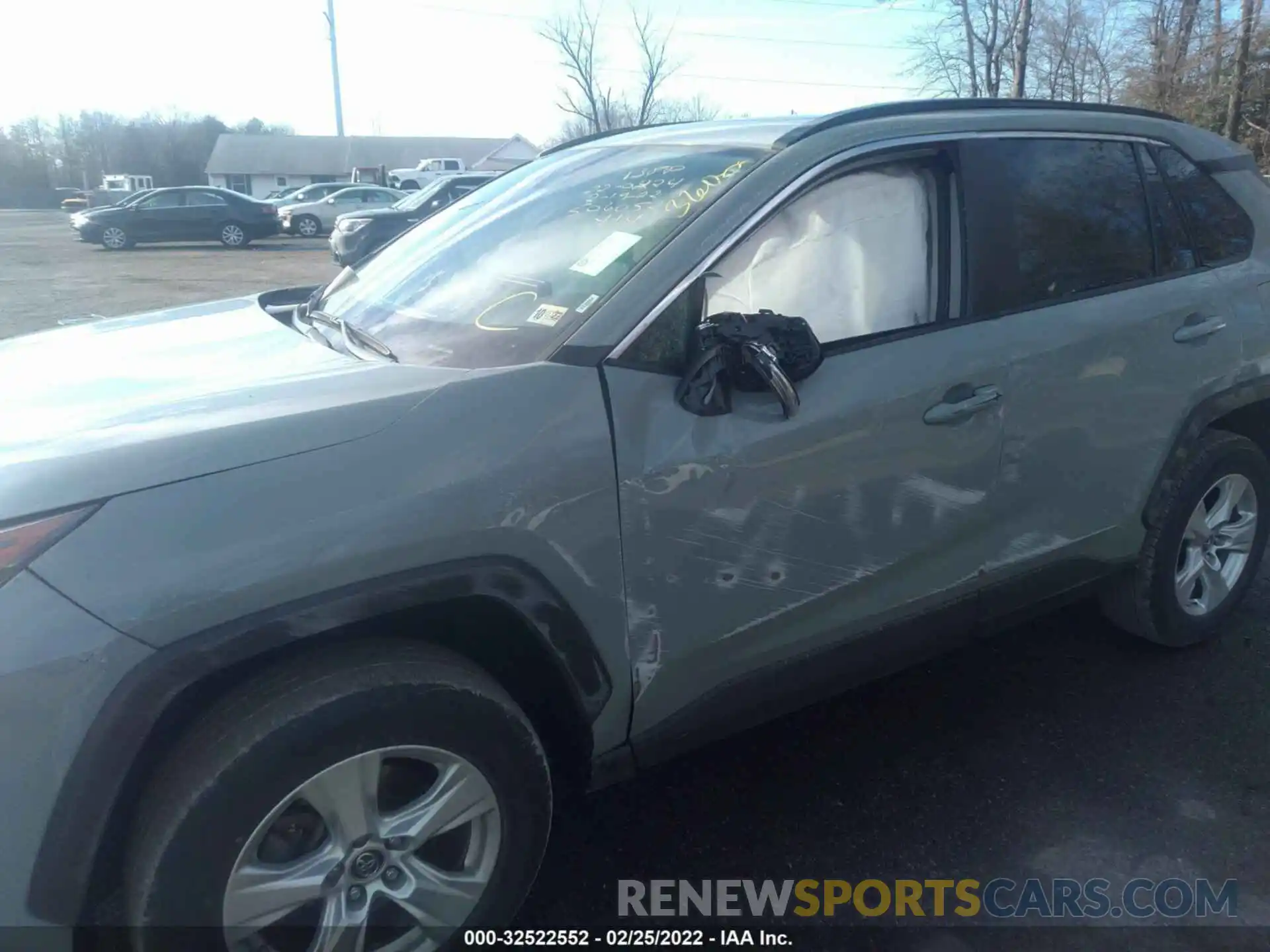 6 Photograph of a damaged car JTMP1RFV7KD506052 TOYOTA RAV4 2019