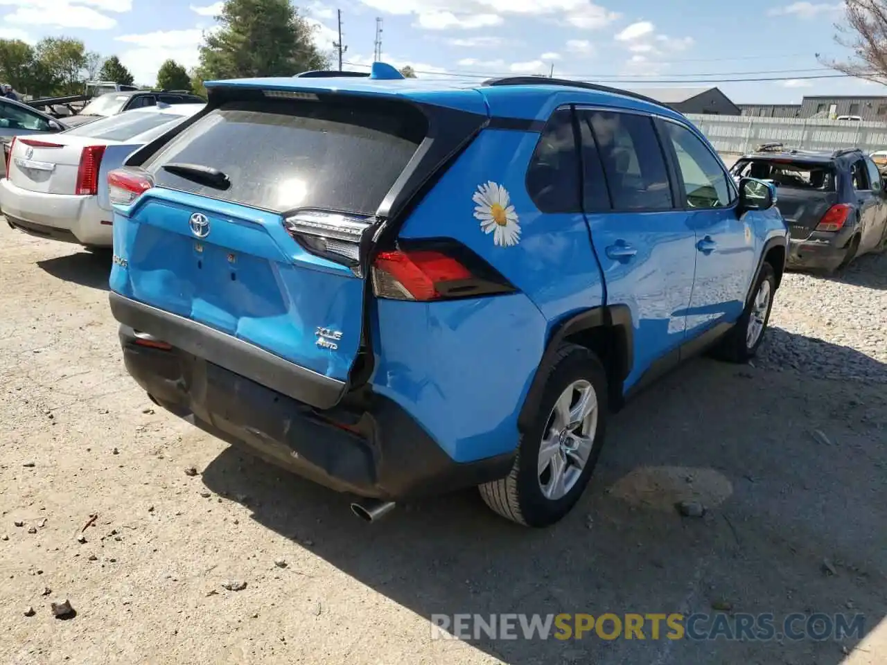 4 Photograph of a damaged car JTMP1RFV7KD507850 TOYOTA RAV4 2019