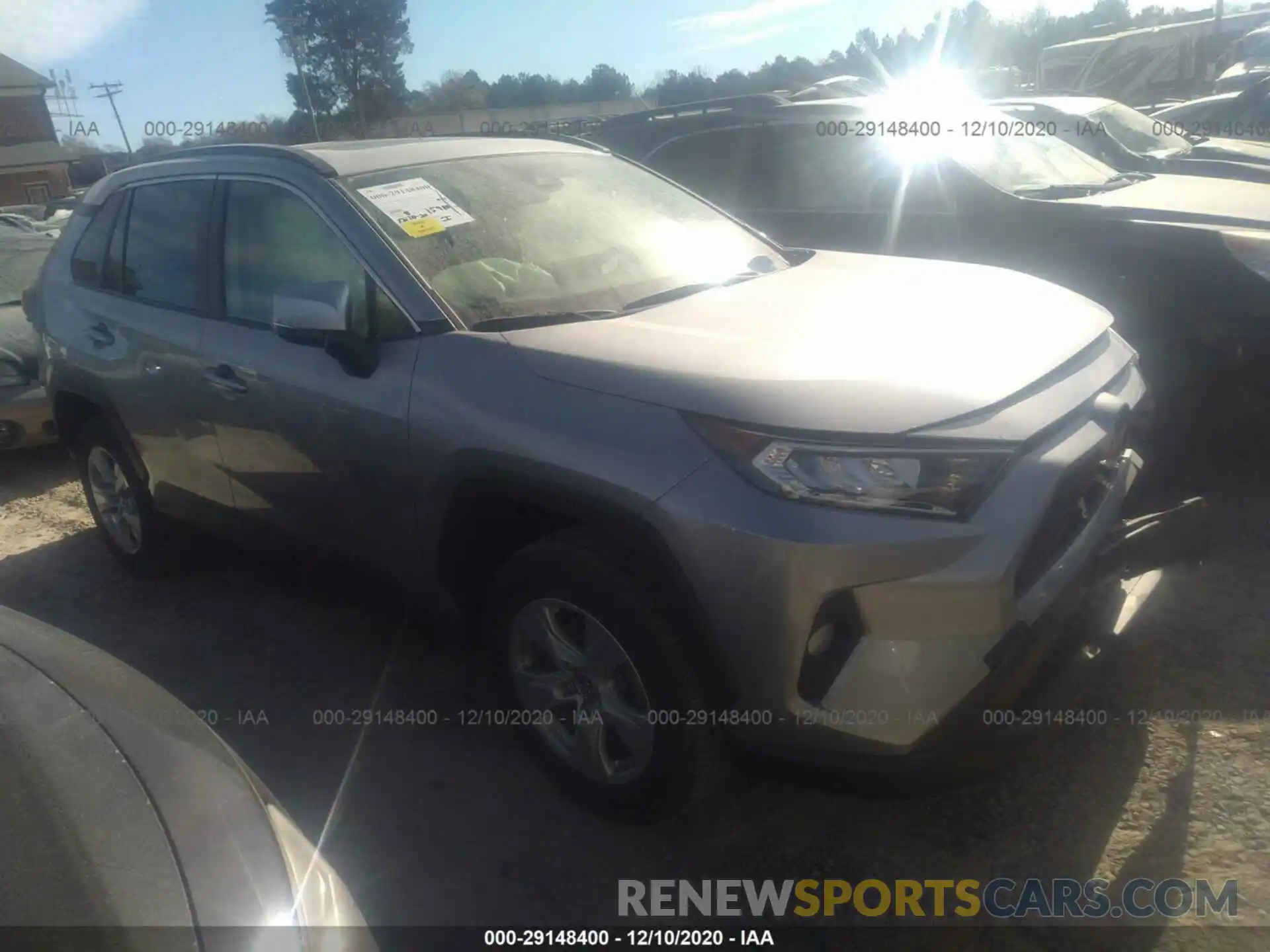 1 Photograph of a damaged car JTMP1RFV7KD511445 TOYOTA RAV4 2019