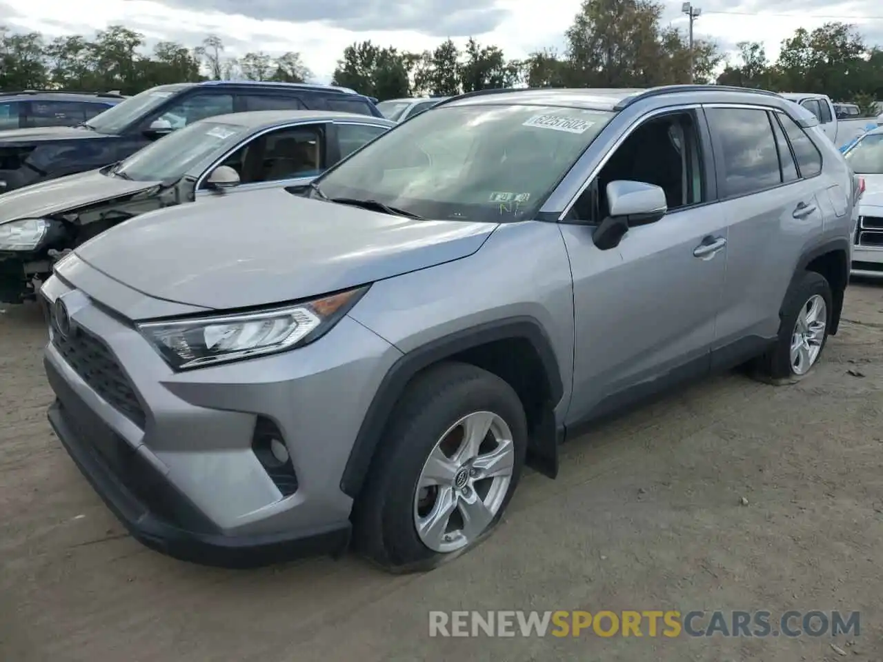 2 Фотография поврежденного автомобиля JTMP1RFV7KD513275 TOYOTA RAV4 2019