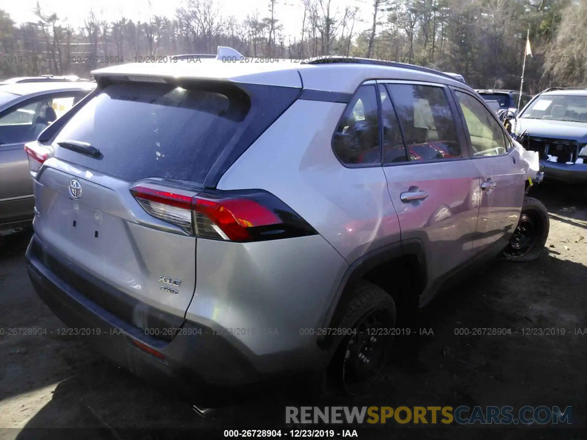 4 Photograph of a damaged car JTMP1RFV7KD515690 TOYOTA RAV4 2019