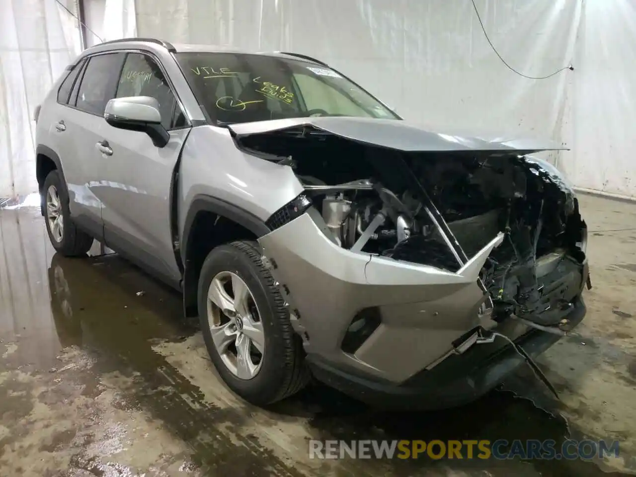 1 Photograph of a damaged car JTMP1RFV7KJ004434 TOYOTA RAV4 2019