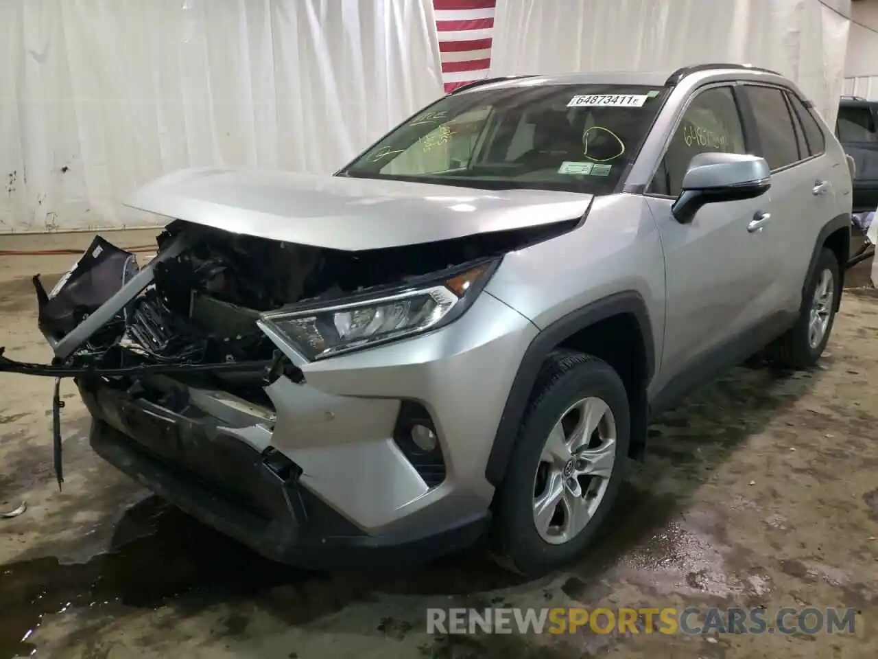 2 Photograph of a damaged car JTMP1RFV7KJ004434 TOYOTA RAV4 2019