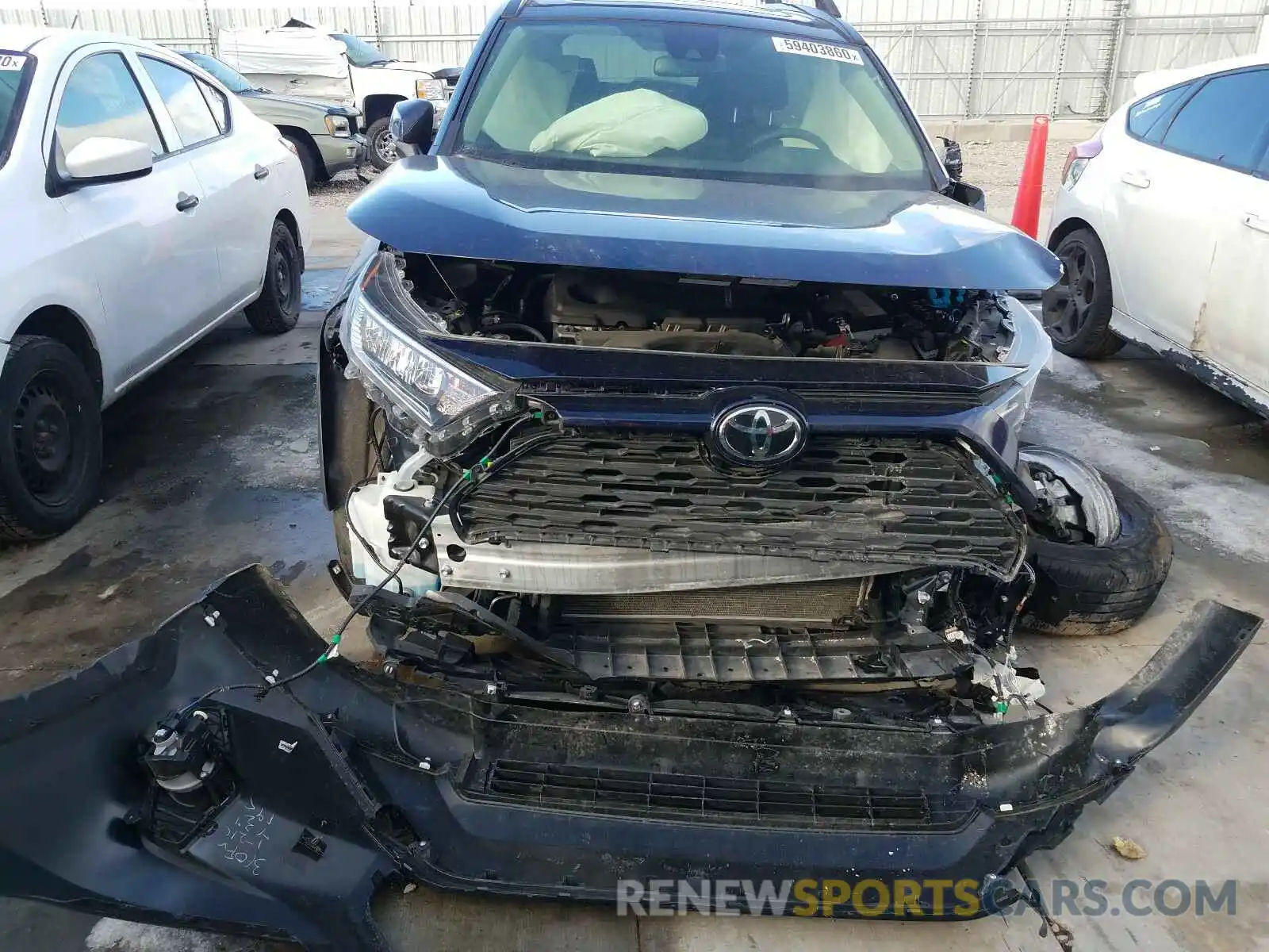 9 Photograph of a damaged car JTMP1RFV7KJ025378 TOYOTA RAV4 2019