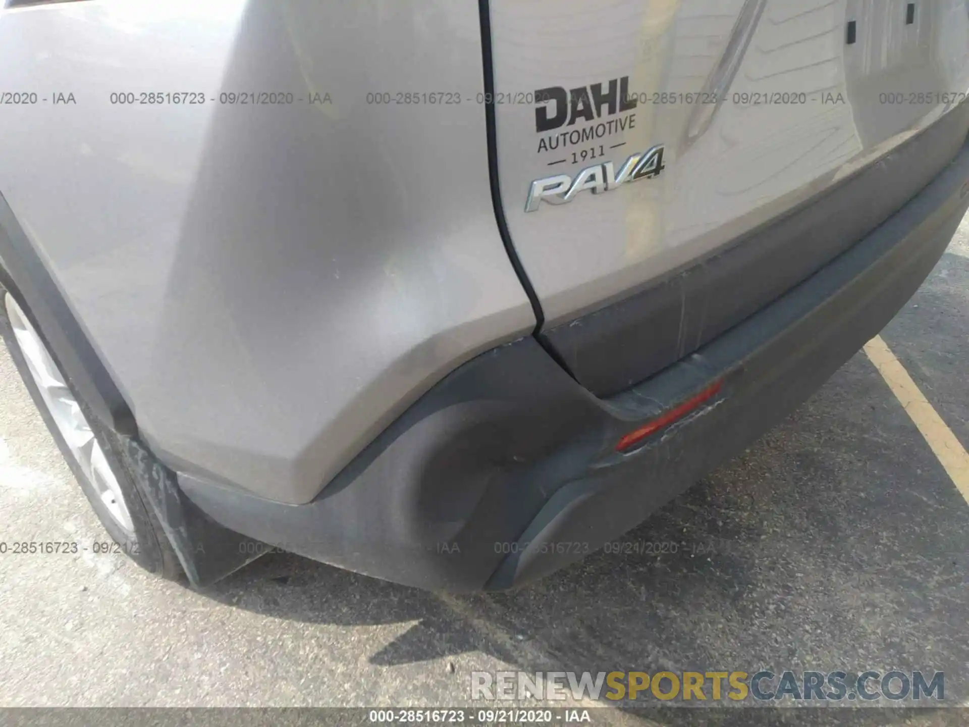 6 Photograph of a damaged car JTMP1RFV8KD002187 TOYOTA RAV4 2019