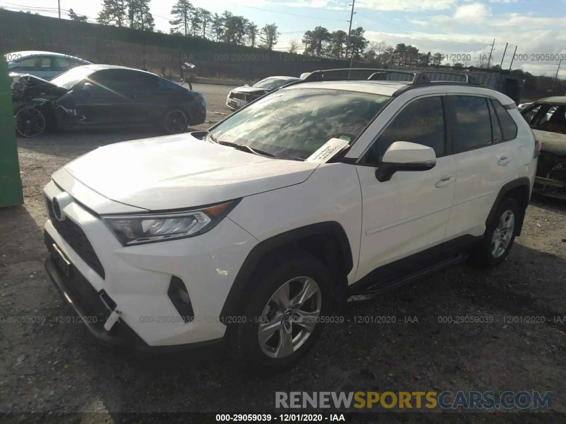 2 Photograph of a damaged car JTMP1RFV8KD005848 TOYOTA RAV4 2019