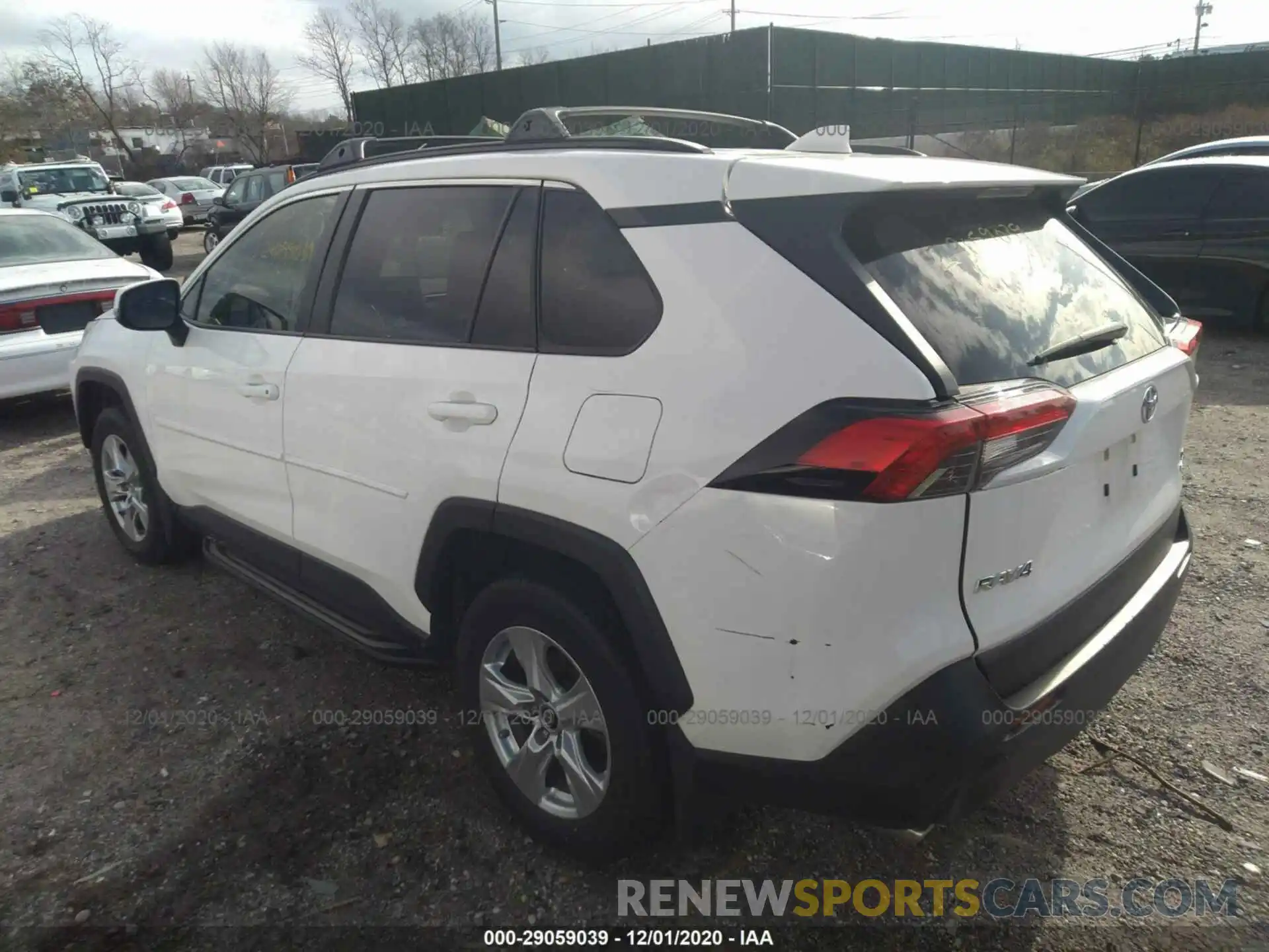 3 Photograph of a damaged car JTMP1RFV8KD005848 TOYOTA RAV4 2019