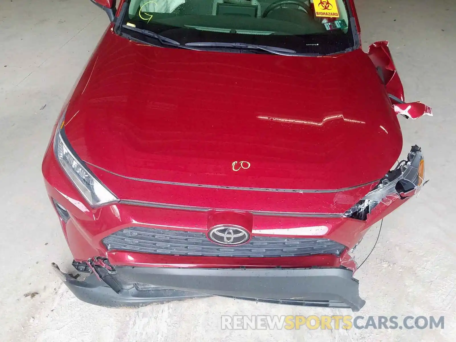 7 Photograph of a damaged car JTMP1RFV8KD009026 TOYOTA RAV4 2019