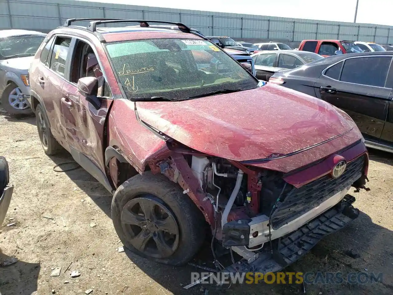 1 Photograph of a damaged car JTMP1RFV8KD009558 TOYOTA RAV4 2019