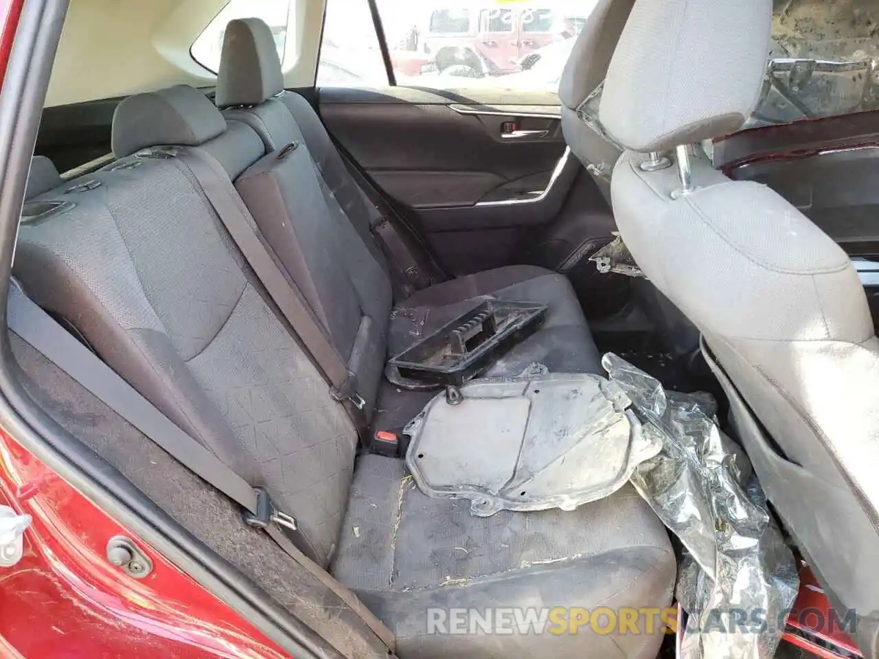 6 Photograph of a damaged car JTMP1RFV8KD009558 TOYOTA RAV4 2019