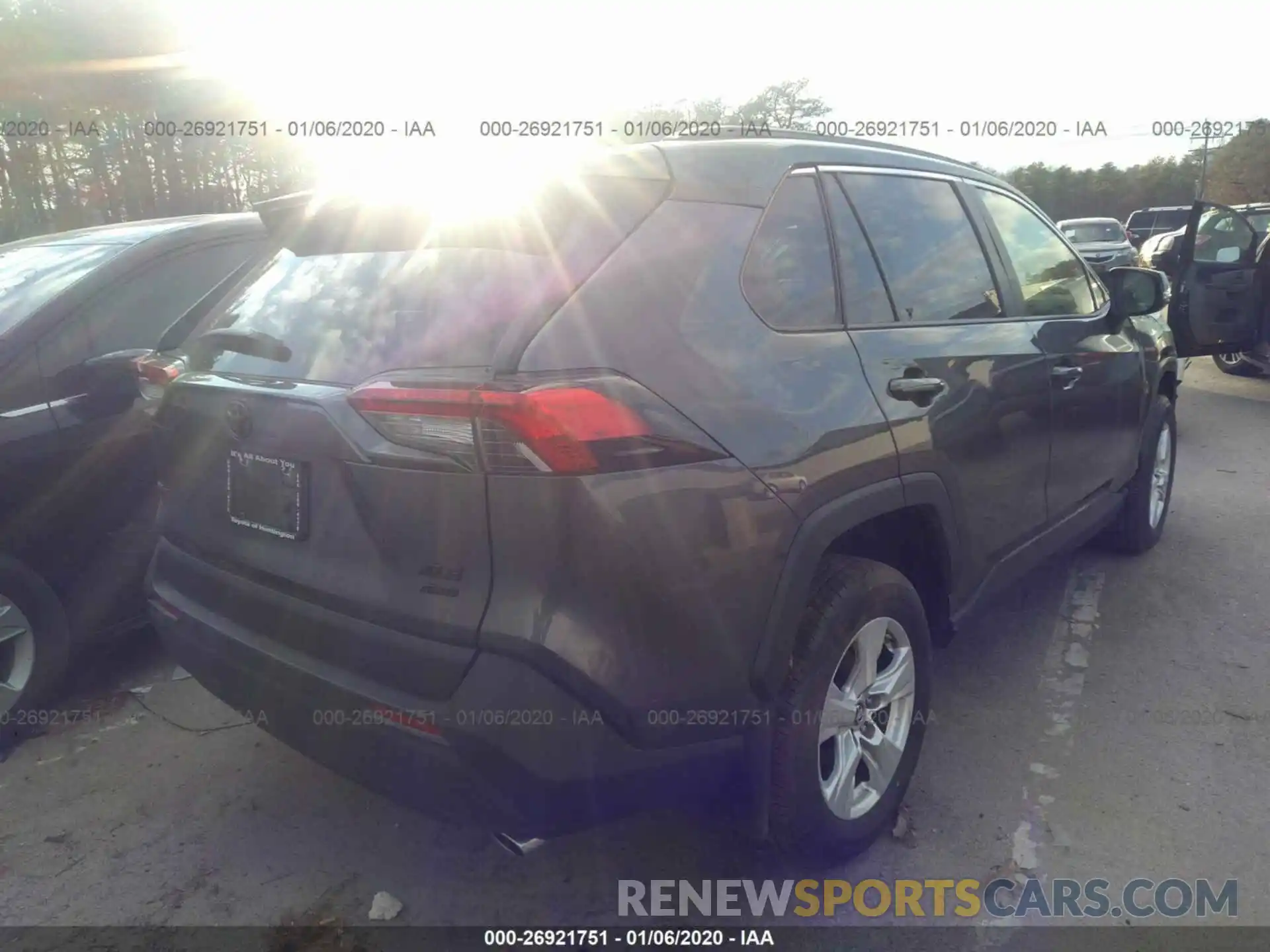 4 Photograph of a damaged car JTMP1RFV8KD011603 TOYOTA RAV4 2019