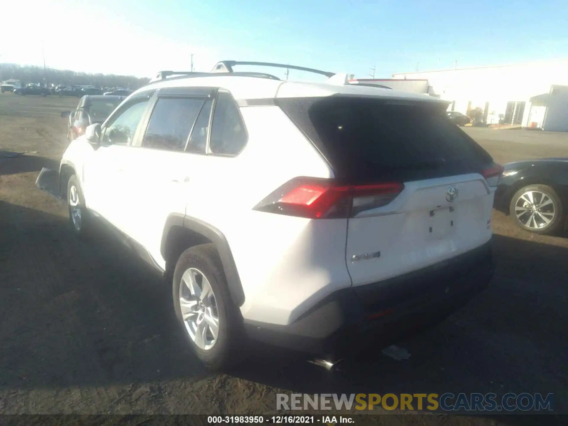 3 Photograph of a damaged car JTMP1RFV8KD017675 TOYOTA RAV4 2019