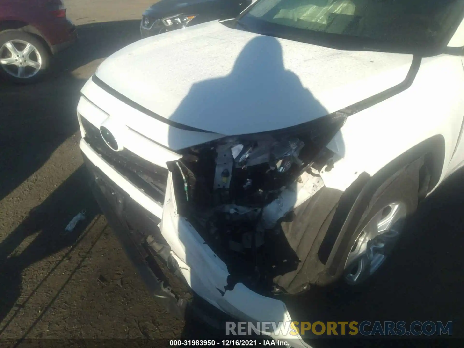 6 Photograph of a damaged car JTMP1RFV8KD017675 TOYOTA RAV4 2019