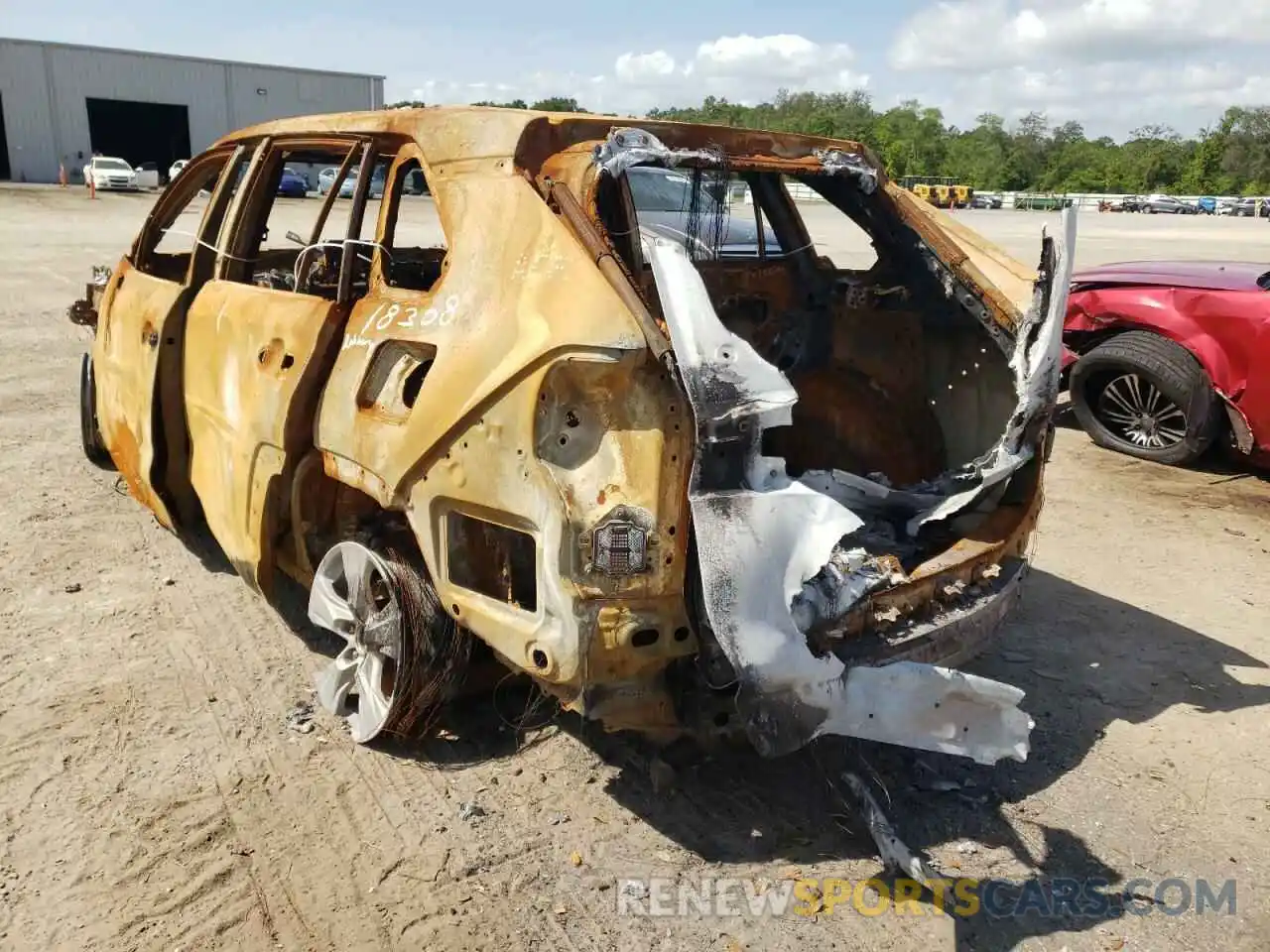 3 Photograph of a damaged car JTMP1RFV8KD021161 TOYOTA RAV4 2019