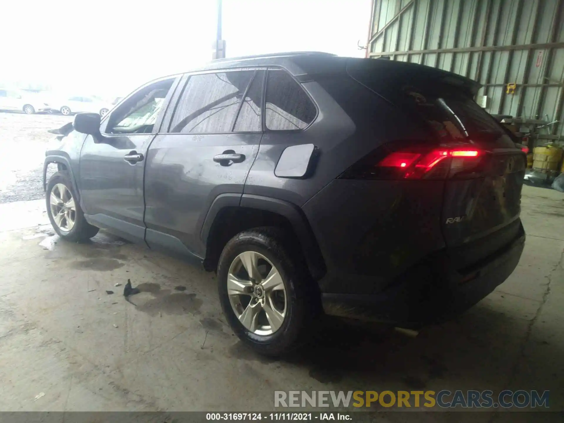 3 Photograph of a damaged car JTMP1RFV8KD024268 TOYOTA RAV4 2019