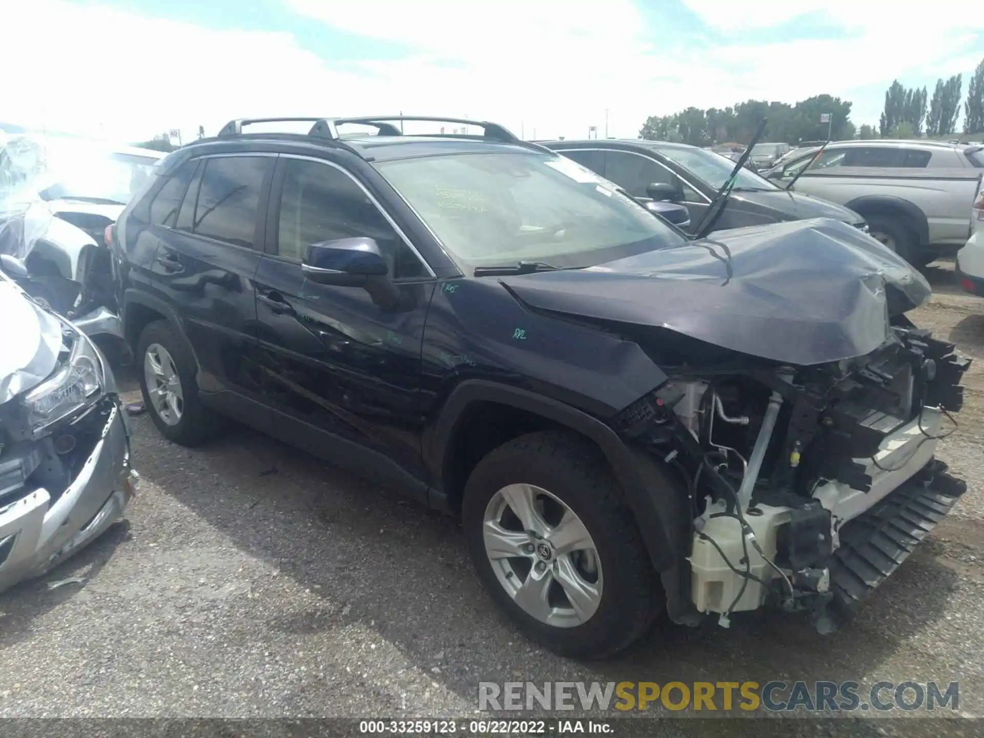 1 Photograph of a damaged car JTMP1RFV8KD024352 TOYOTA RAV4 2019