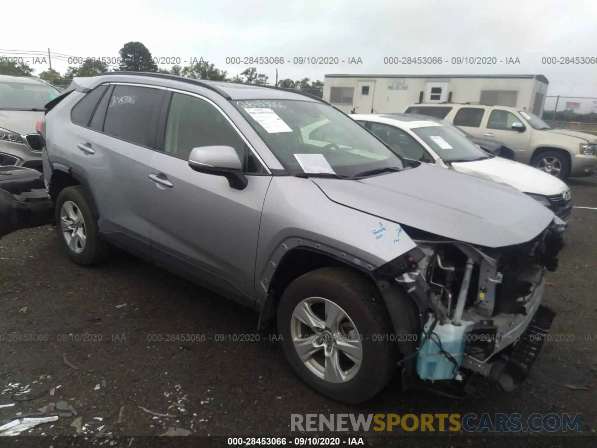 1 Photograph of a damaged car JTMP1RFV8KD032001 TOYOTA RAV4 2019